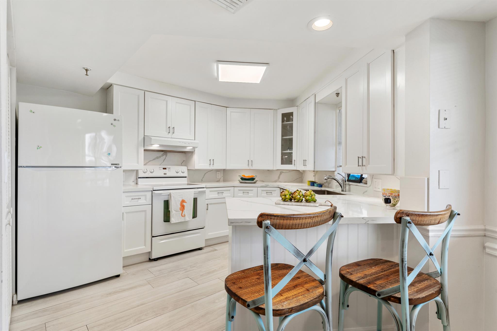 19800 Sandpointe Bay Drive 407