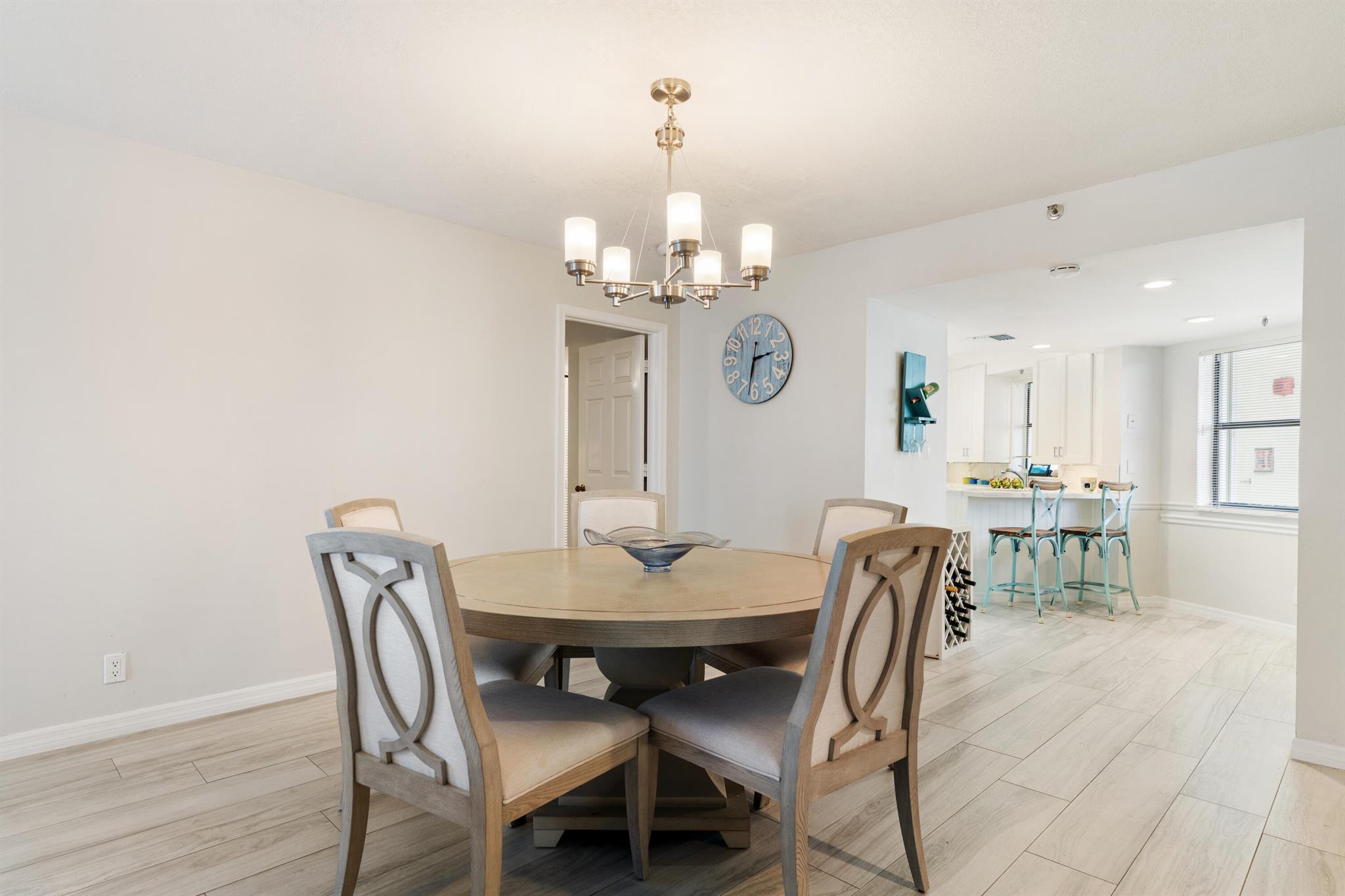 19800 Sandpointe Bay Drive 407
