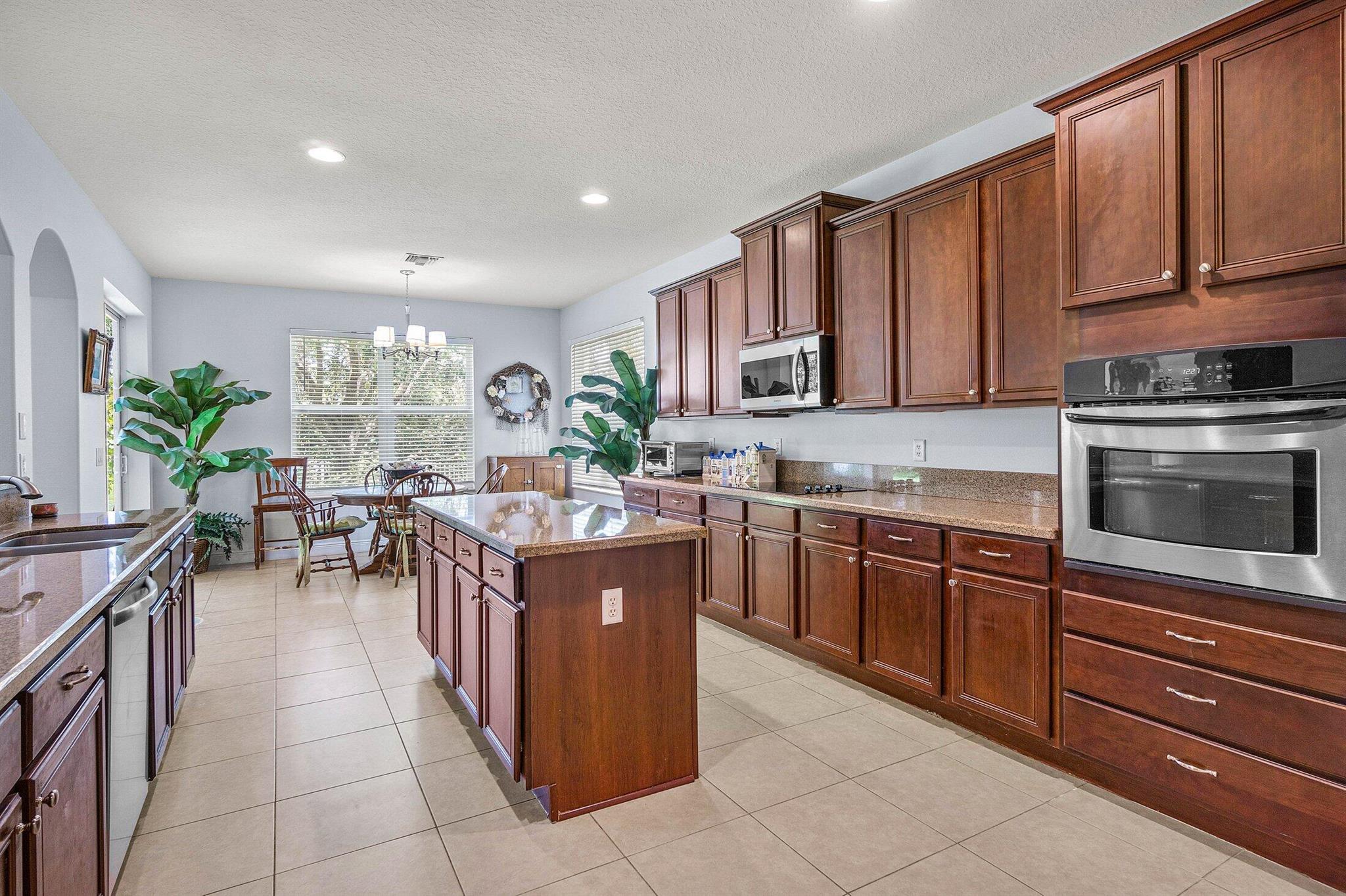 2189 SW Panther Trace