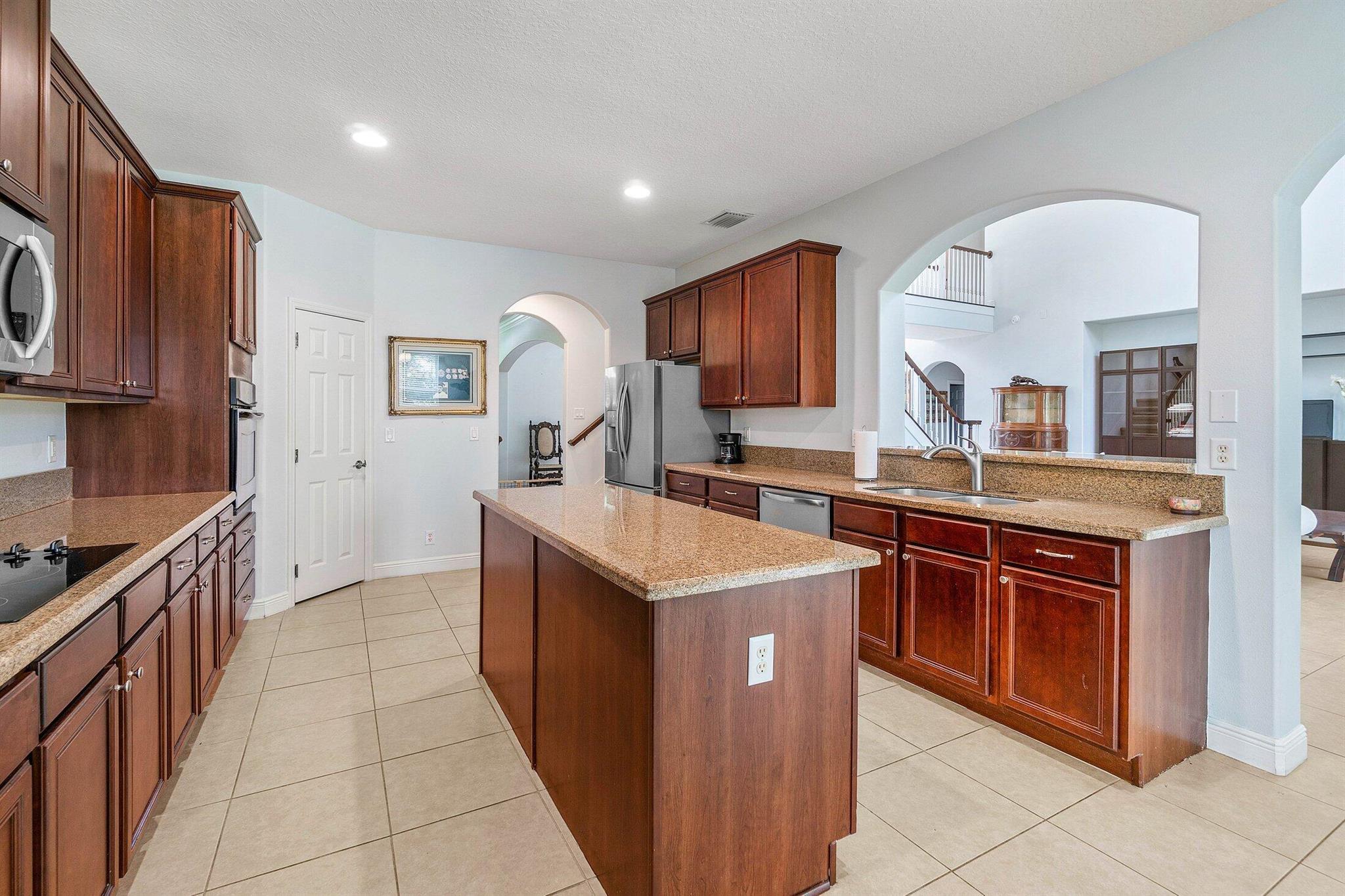 2189 SW Panther Trace