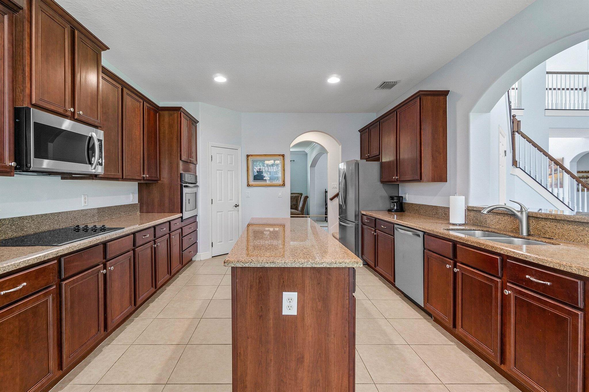 2189 SW Panther Trace