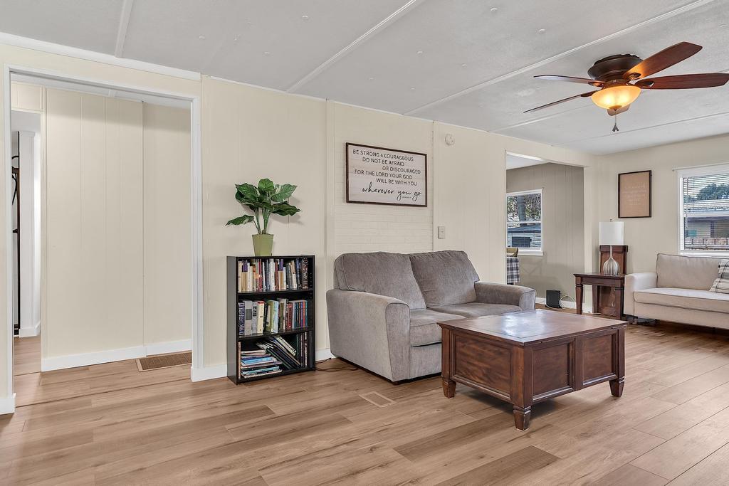 7818 SE Arrance Street