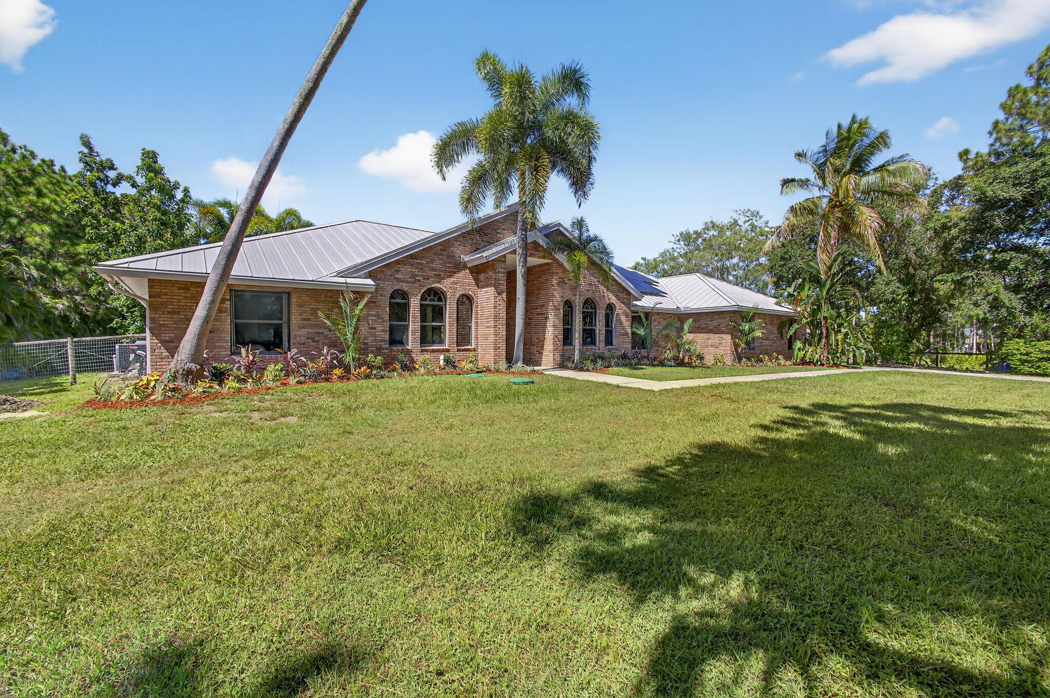 10139 157th Street N