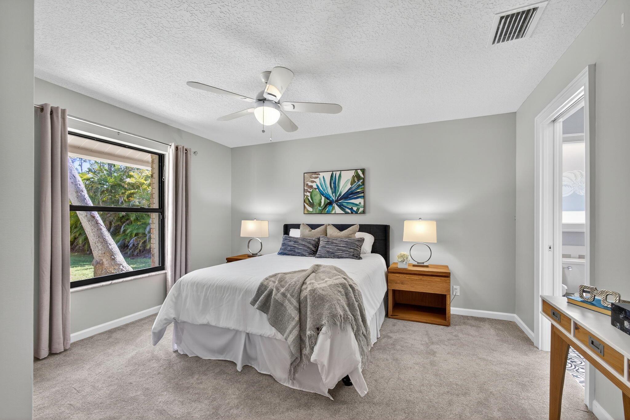 10139 157th Street N