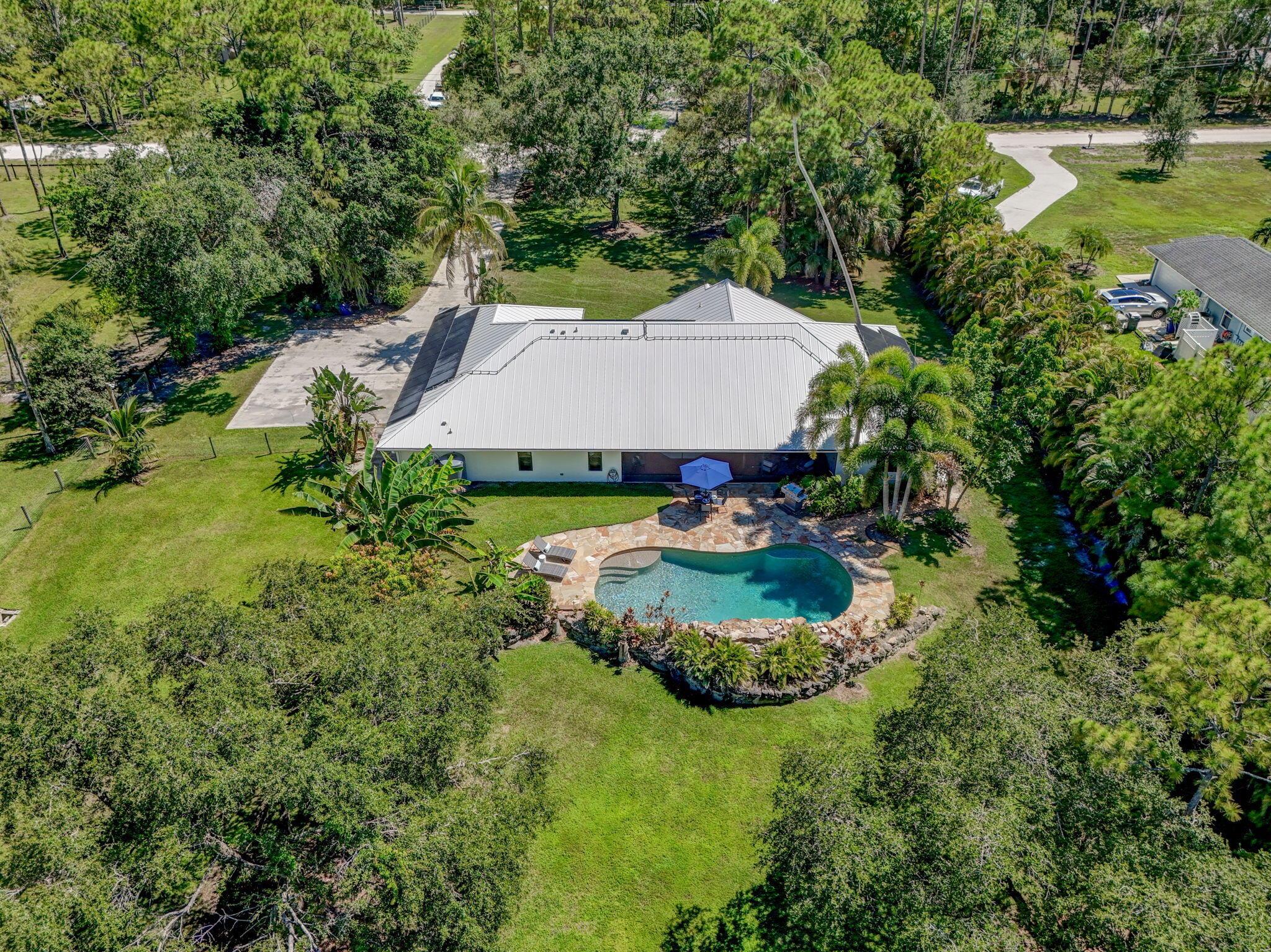 10139 157th Street N