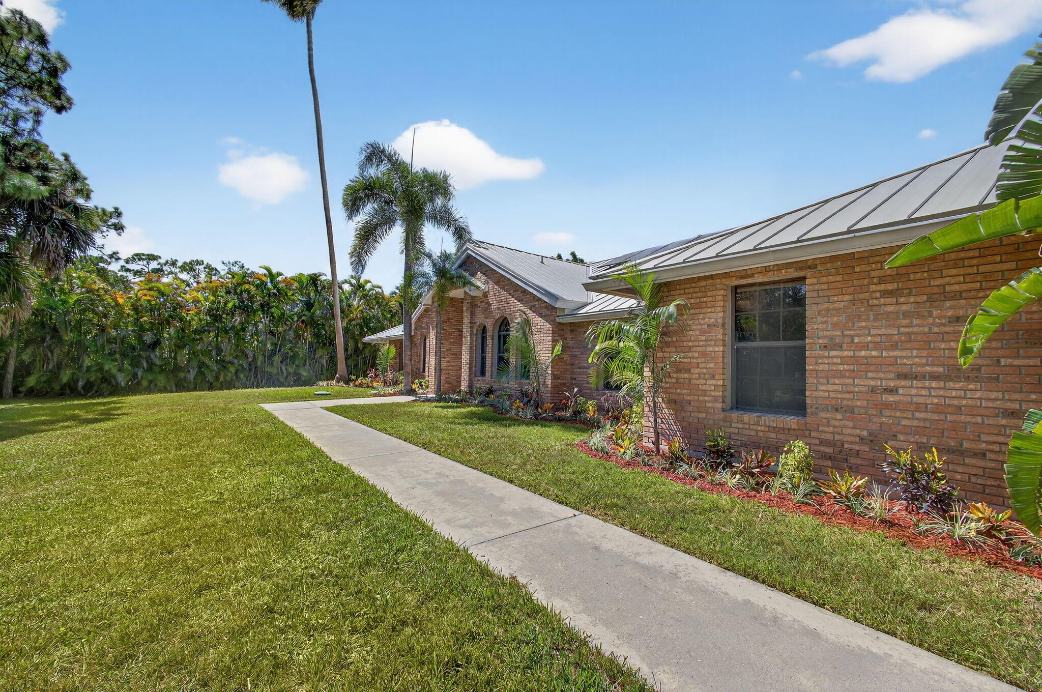 10139 157th Street N