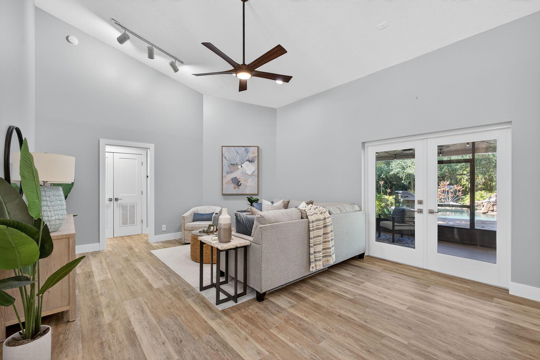 10139 157th Street N