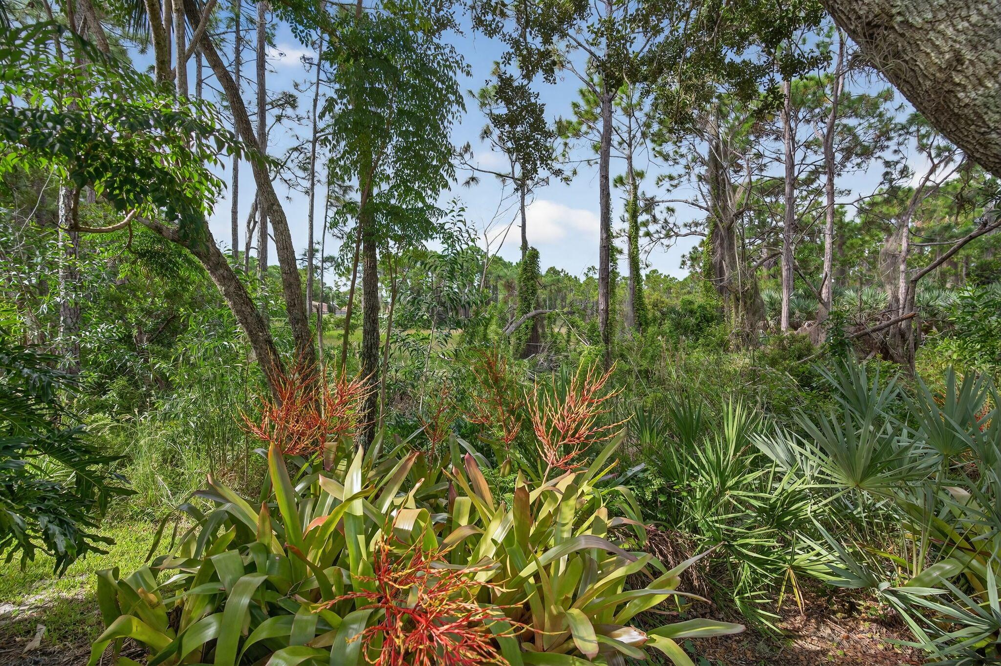 7880 SE Paurotis Lane