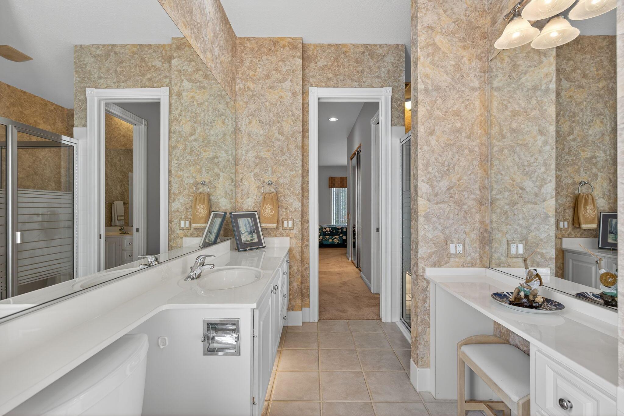 7880 SE Paurotis Lane