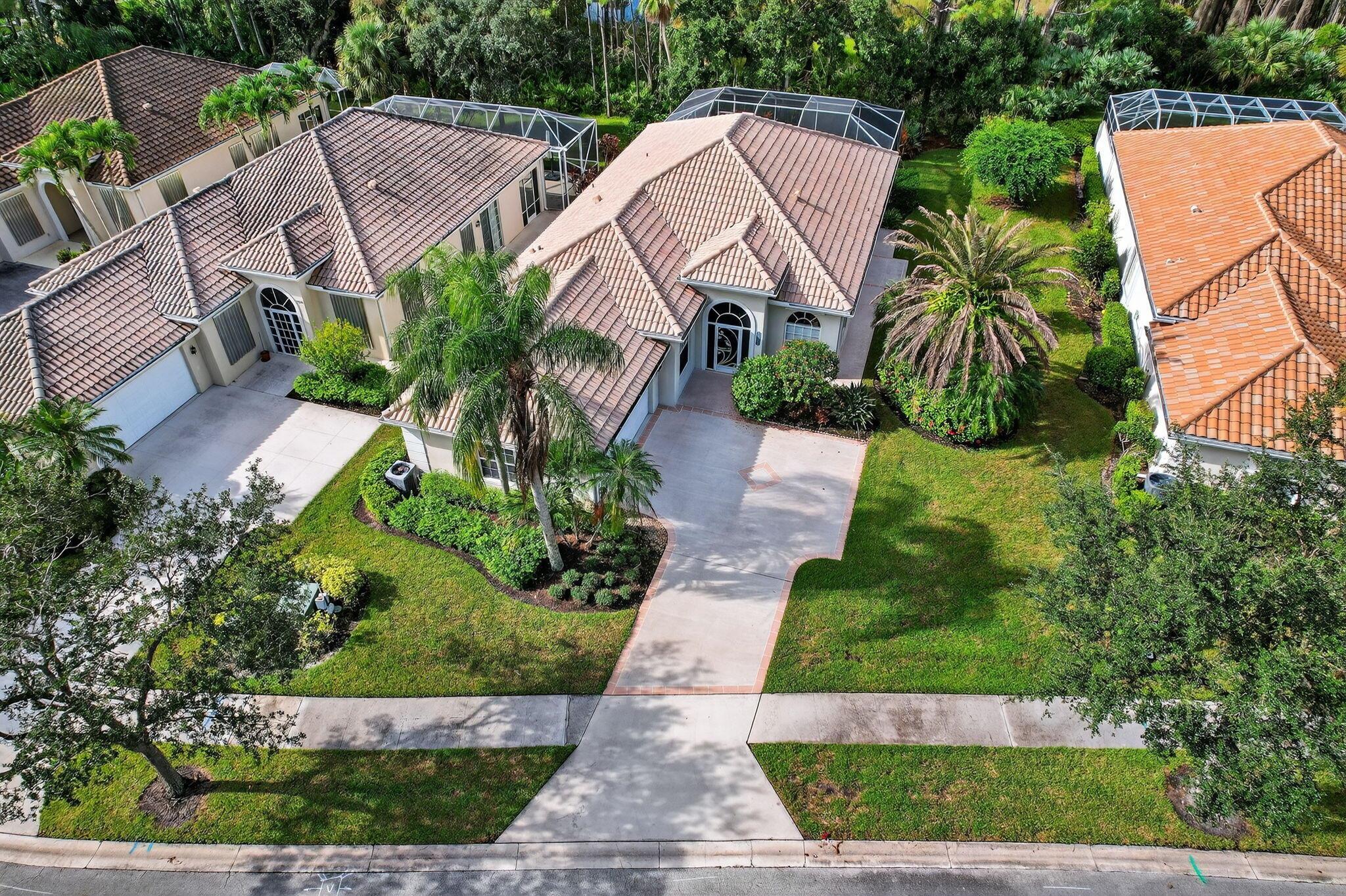 7880 SE Paurotis Lane