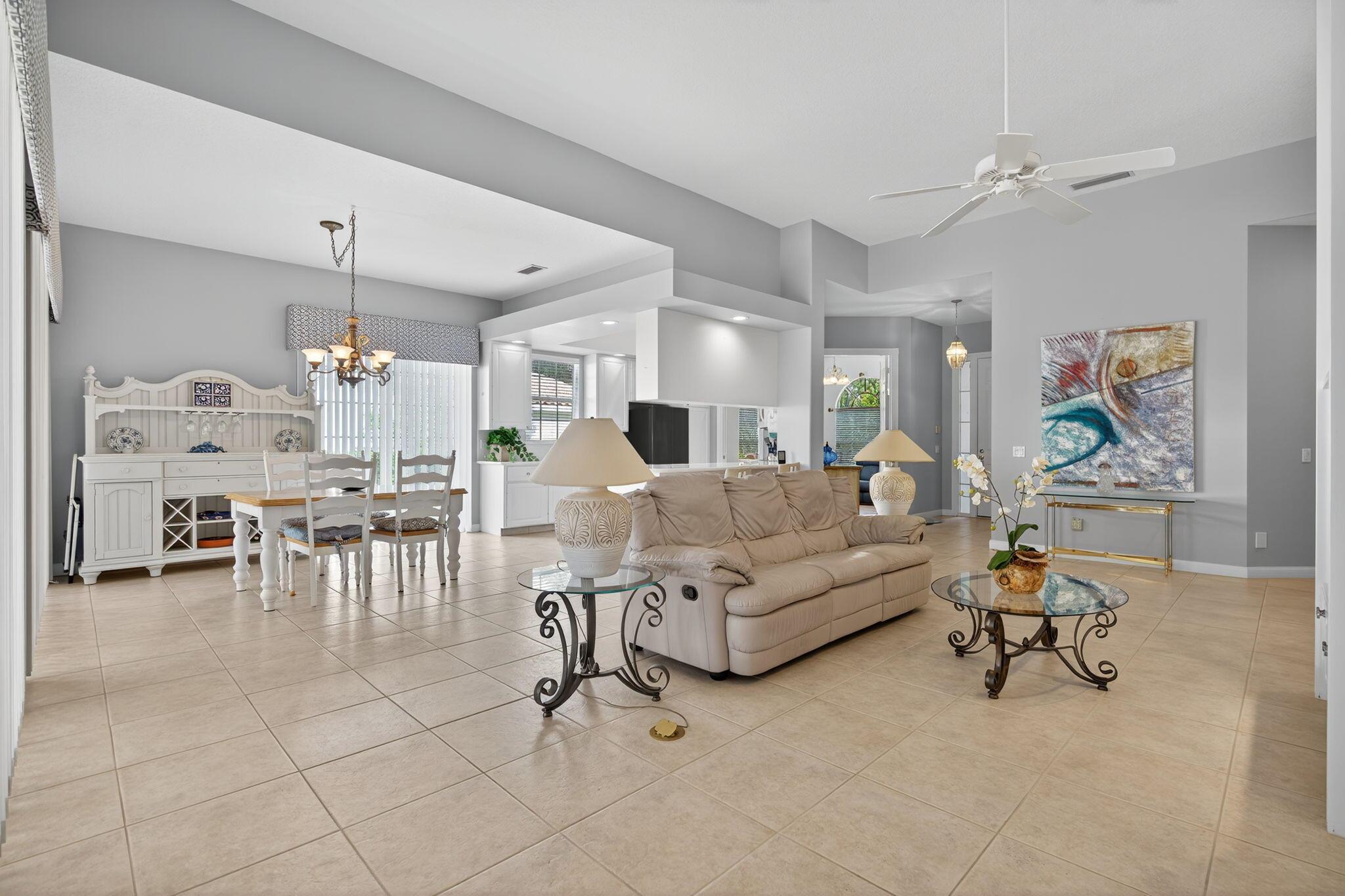 7880 SE Paurotis Lane