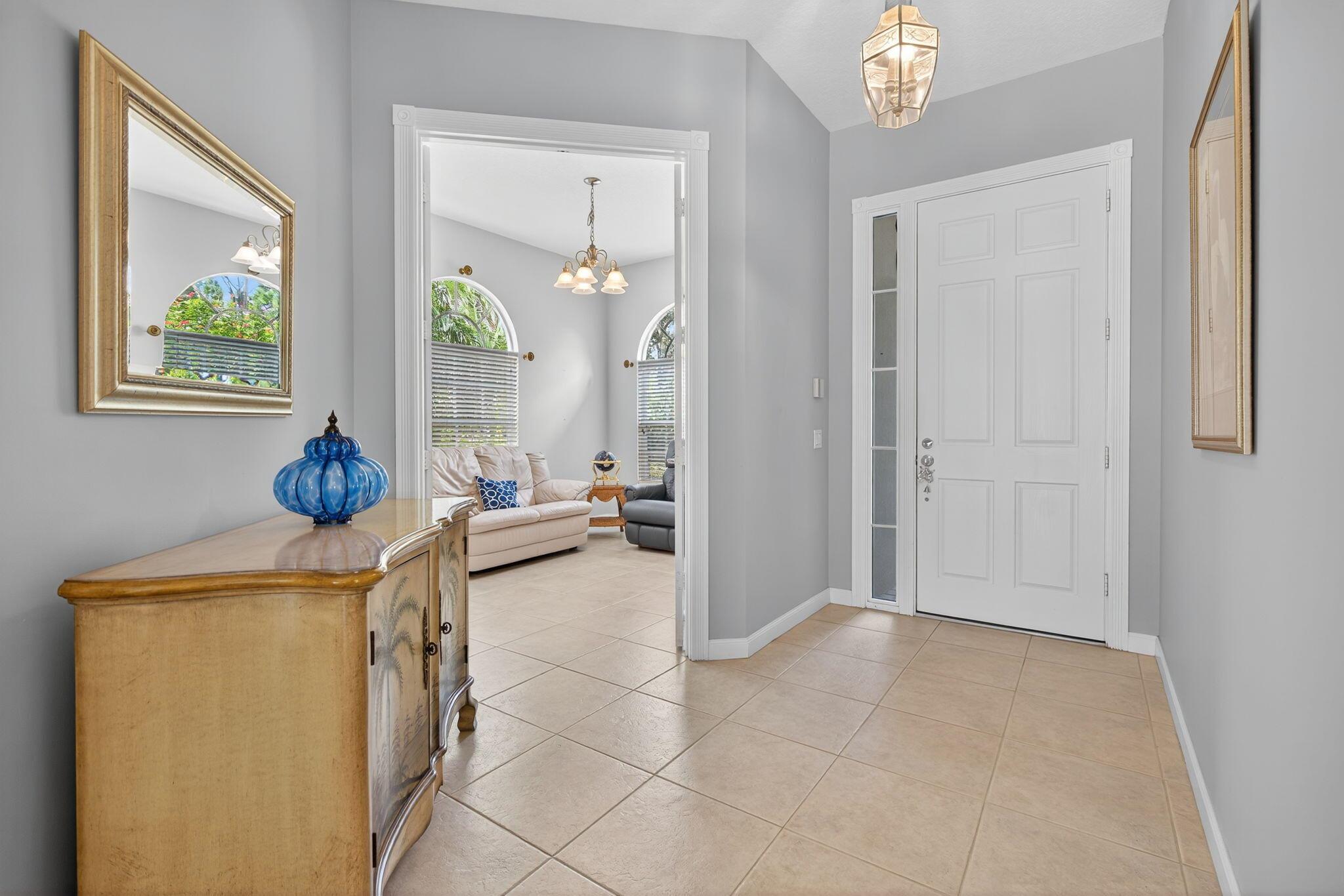 7880 SE Paurotis Lane