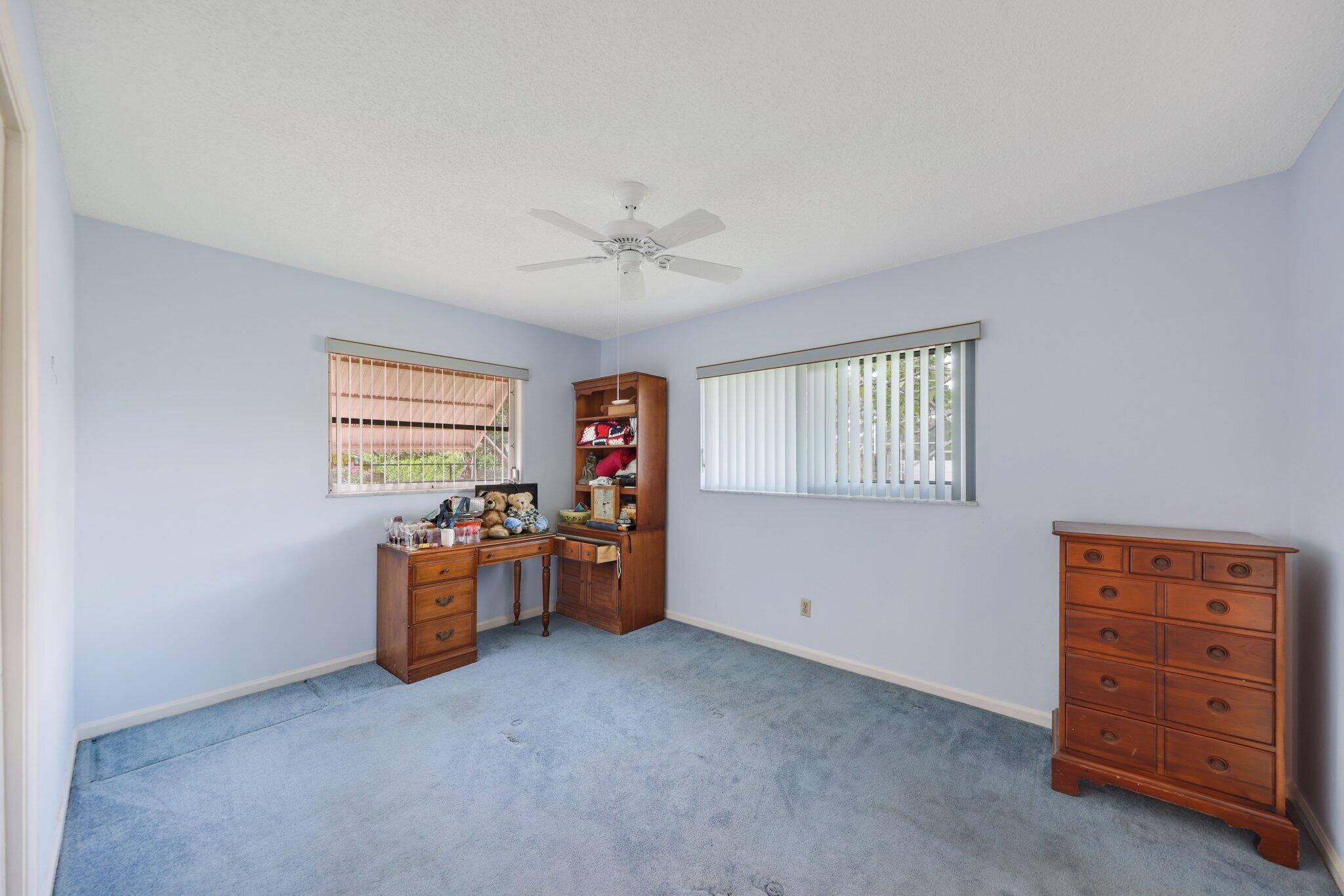 73 Fairview E