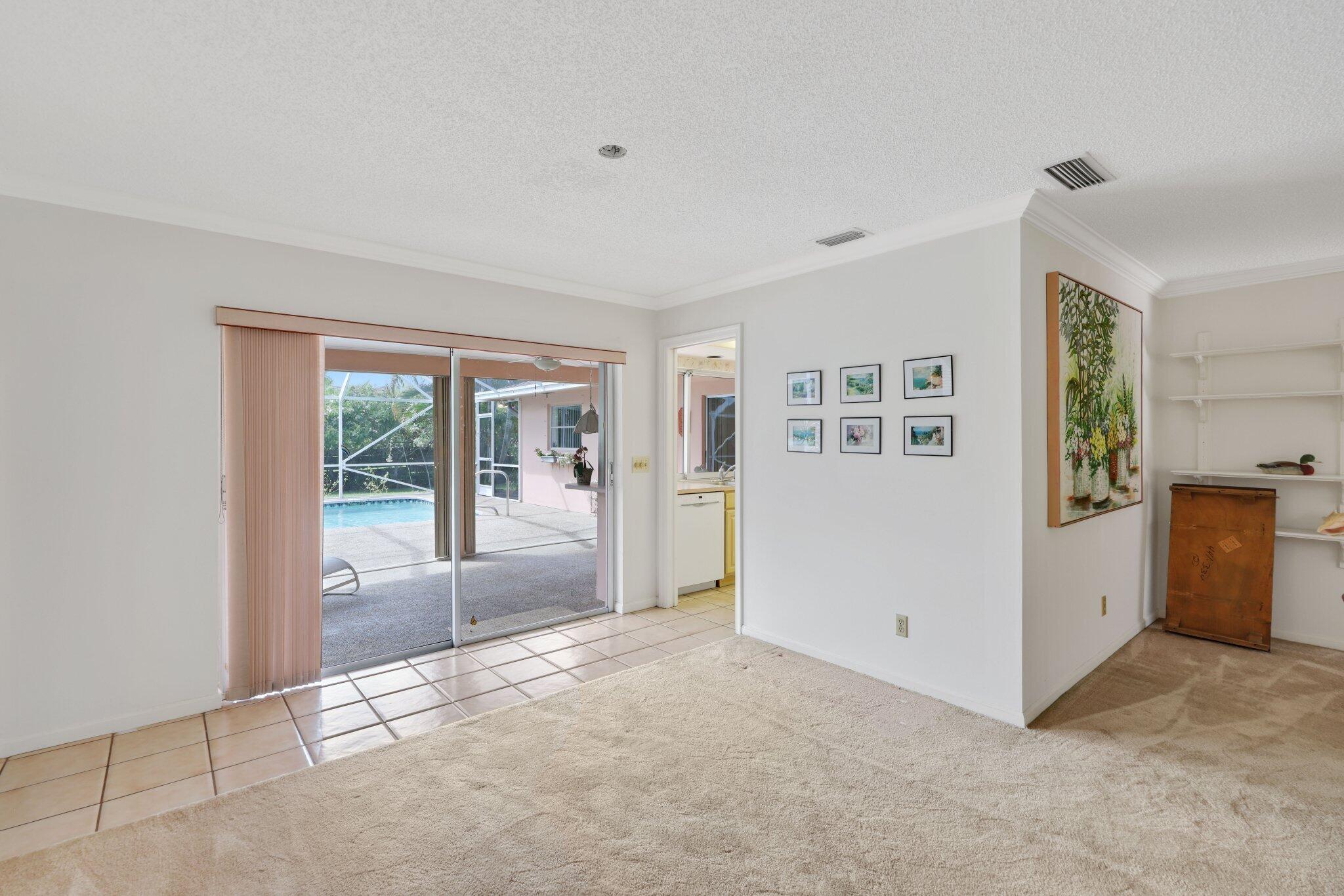 73 Fairview E