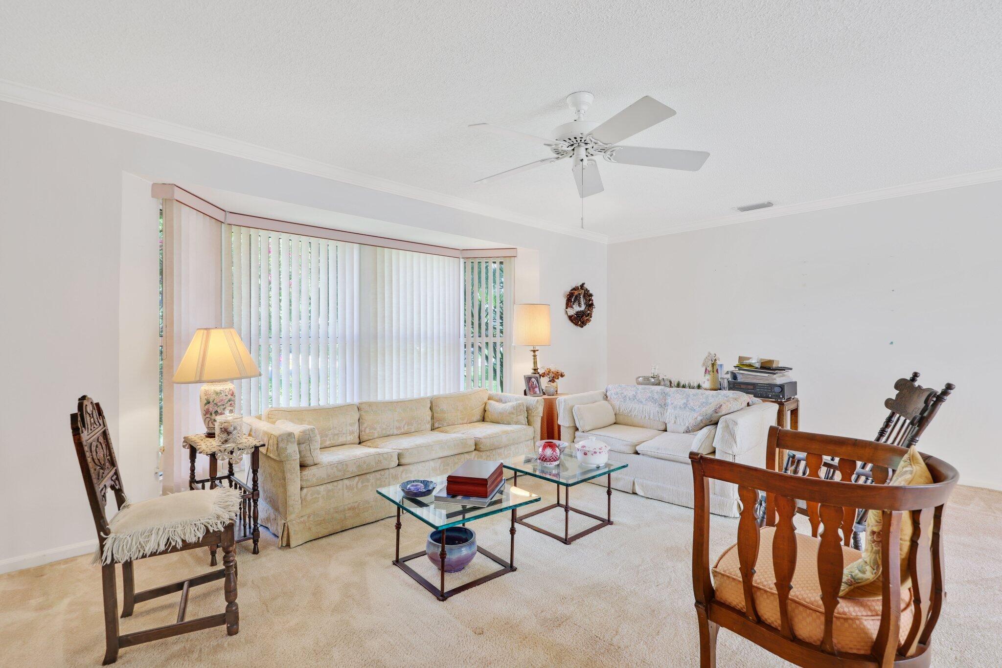 73 Fairview E