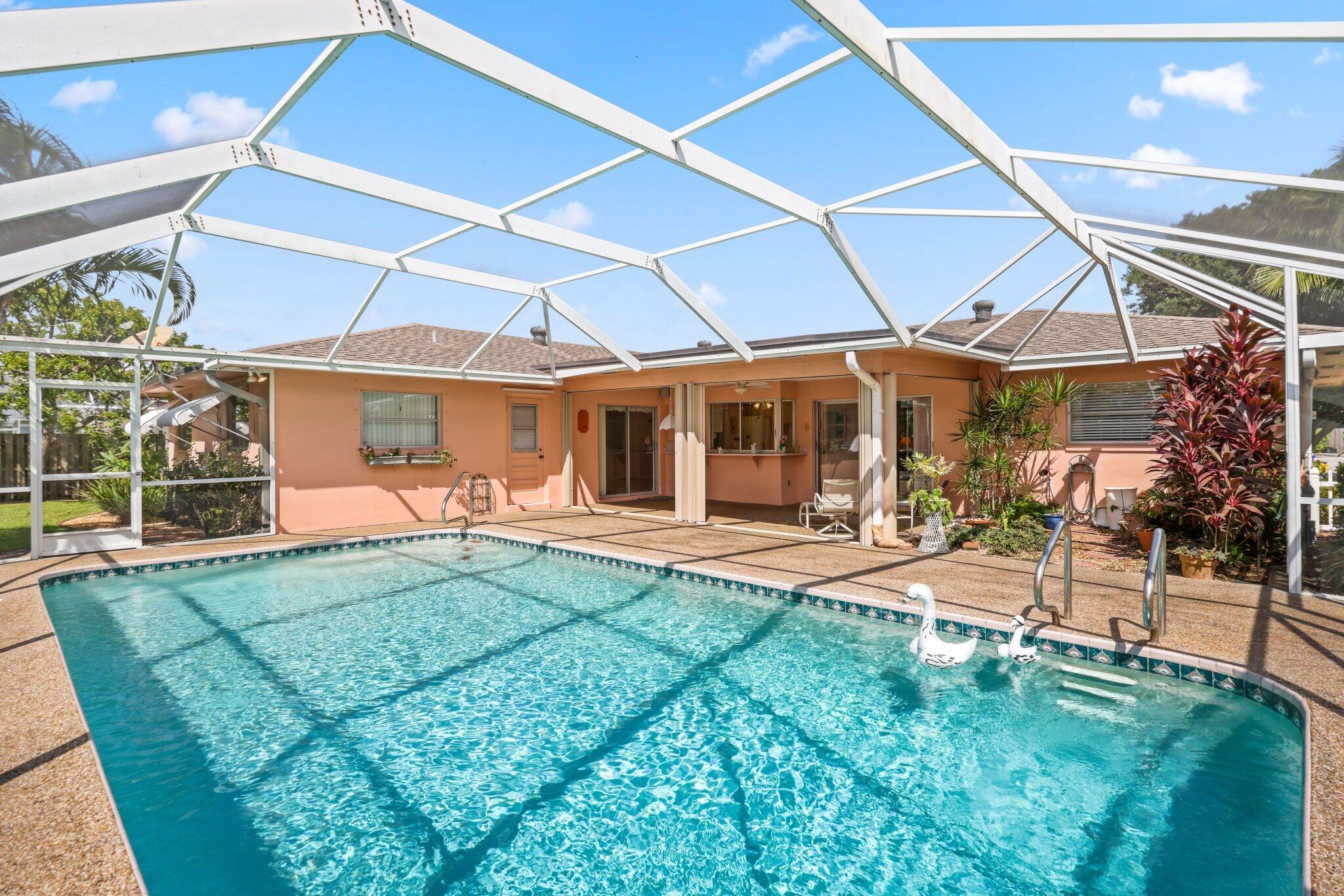 73 Fairview E