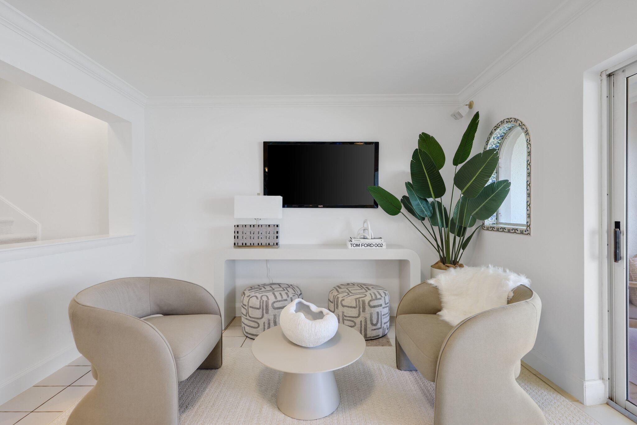1016 Ocean Drive