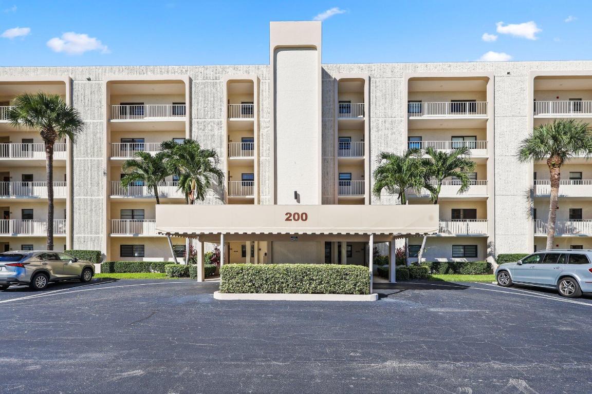 200 Intracoastal Place 206