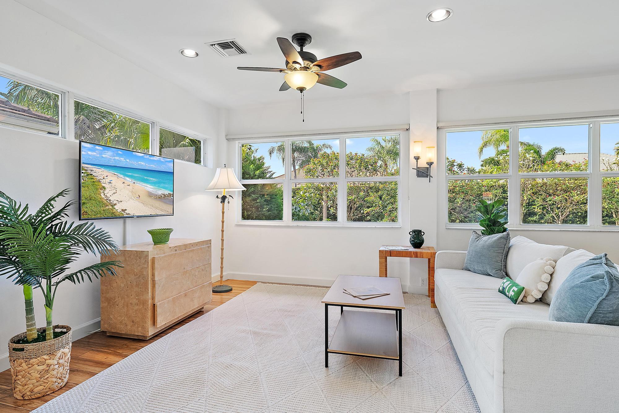 7998 SE Hempstead Circle