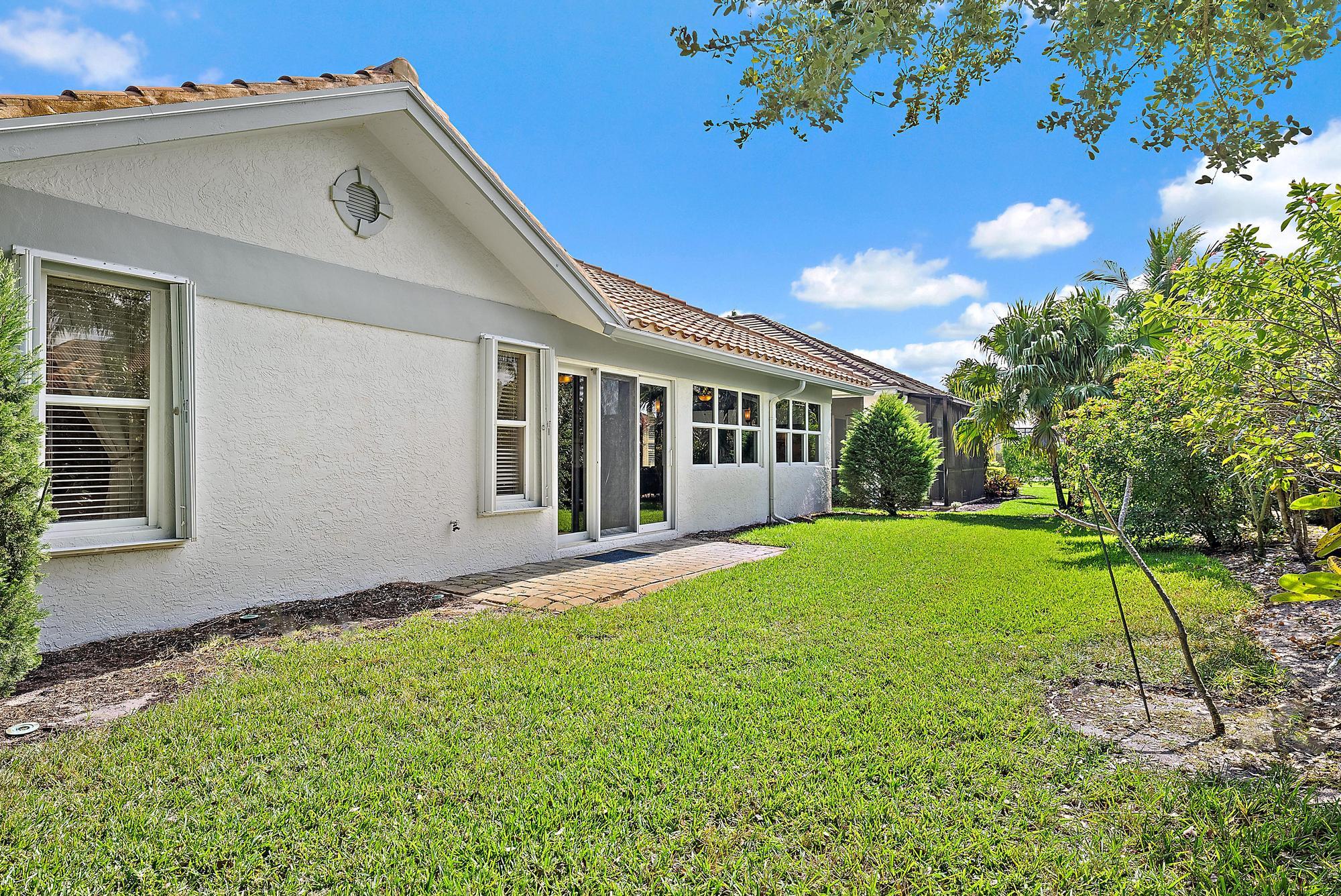 7998 SE Hempstead Circle