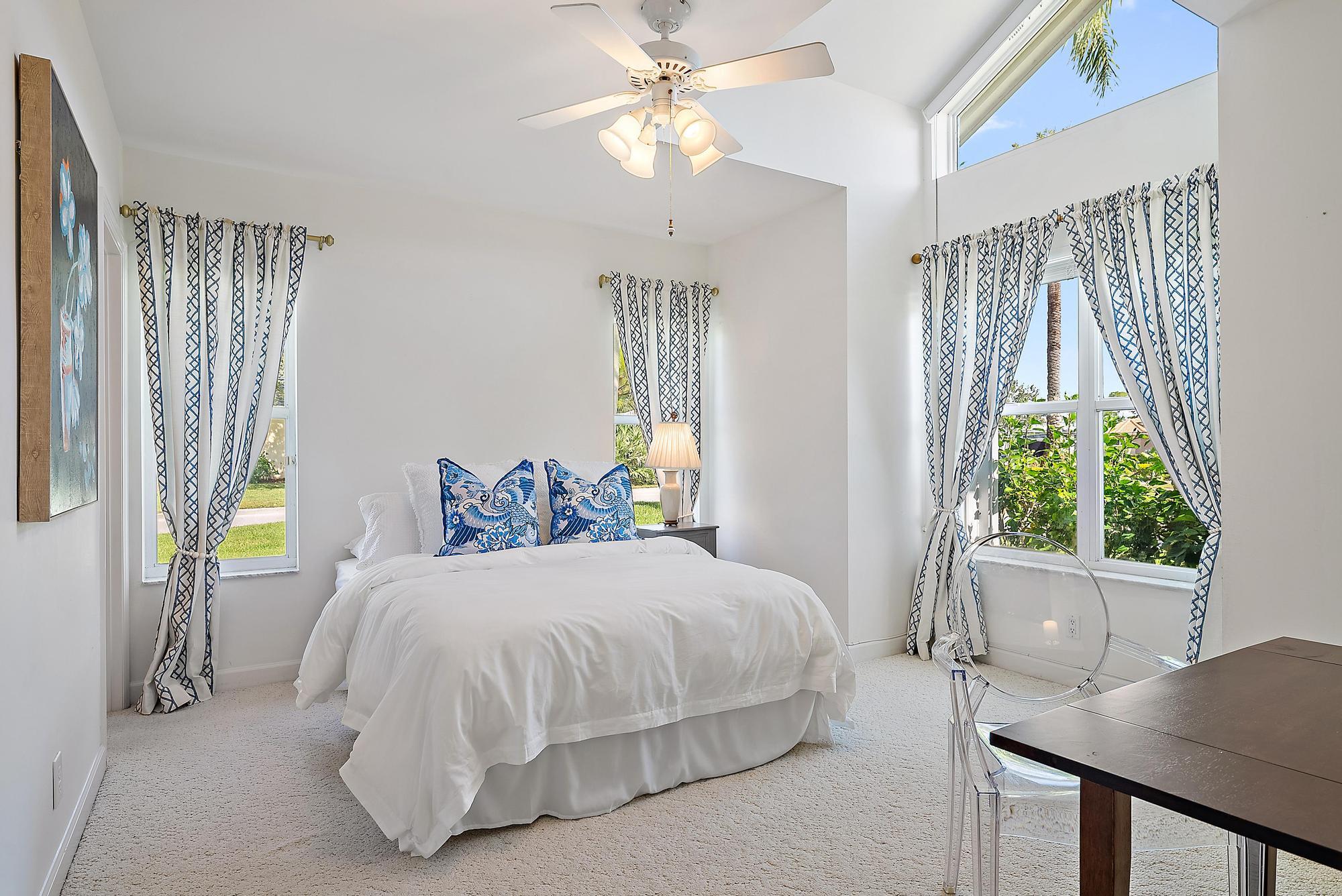 7998 SE Hempstead Circle