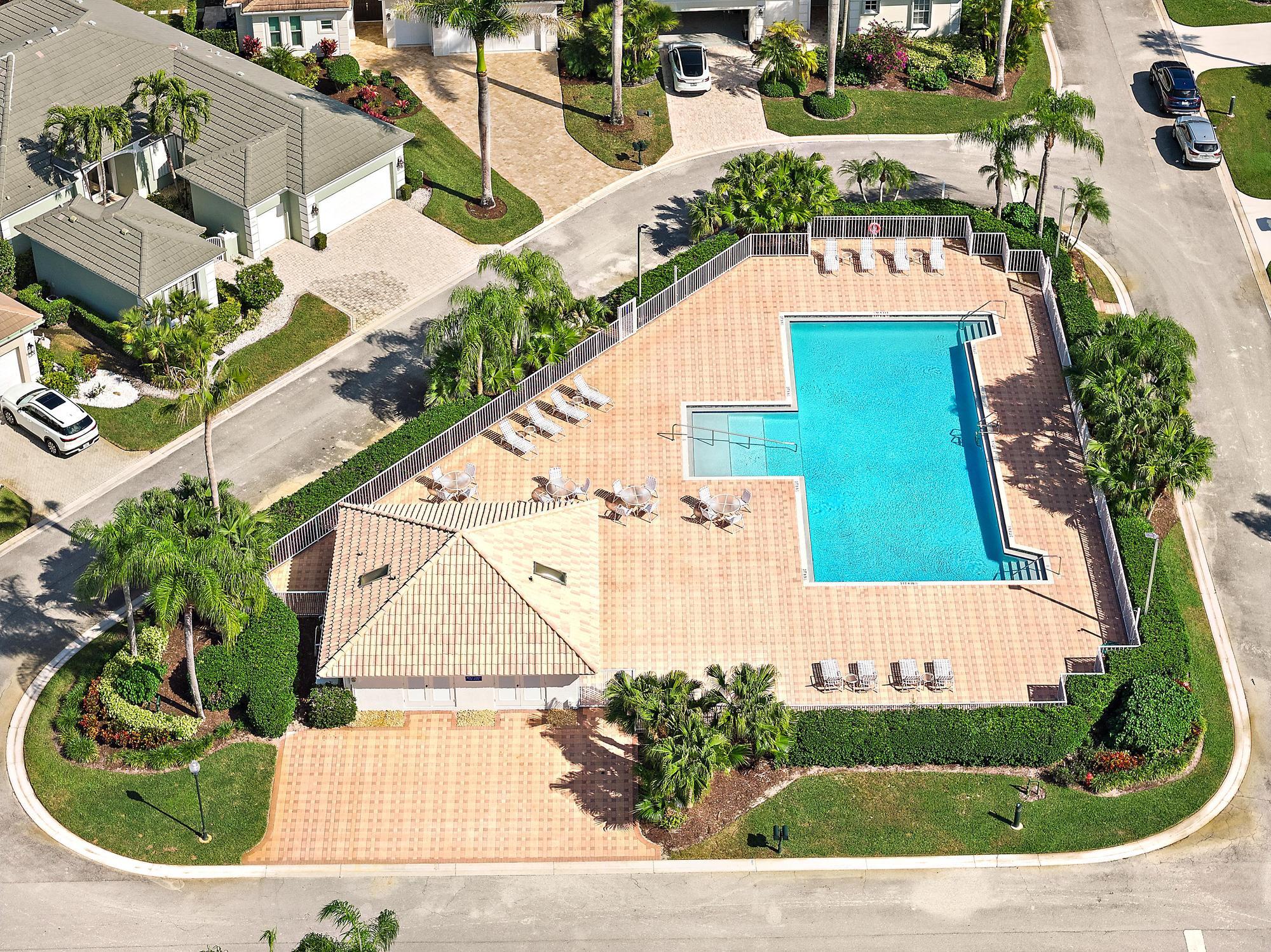 7998 SE Hempstead Circle