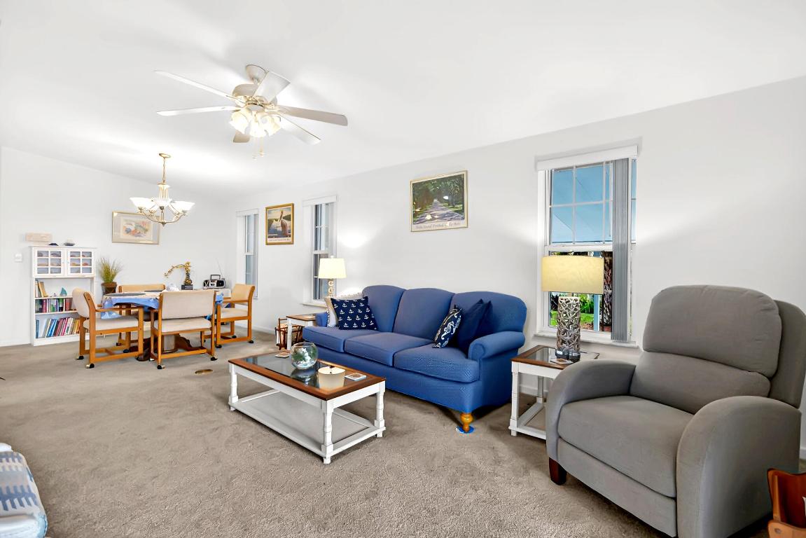 11000 SE Federal Highway 67