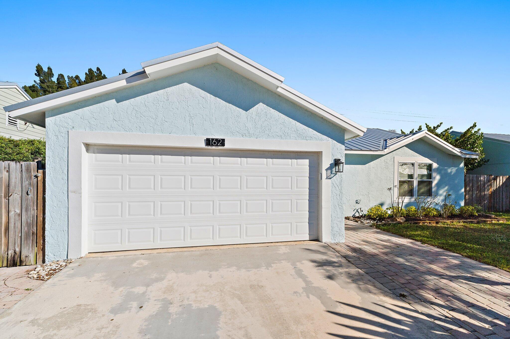 162 Greentree Circle