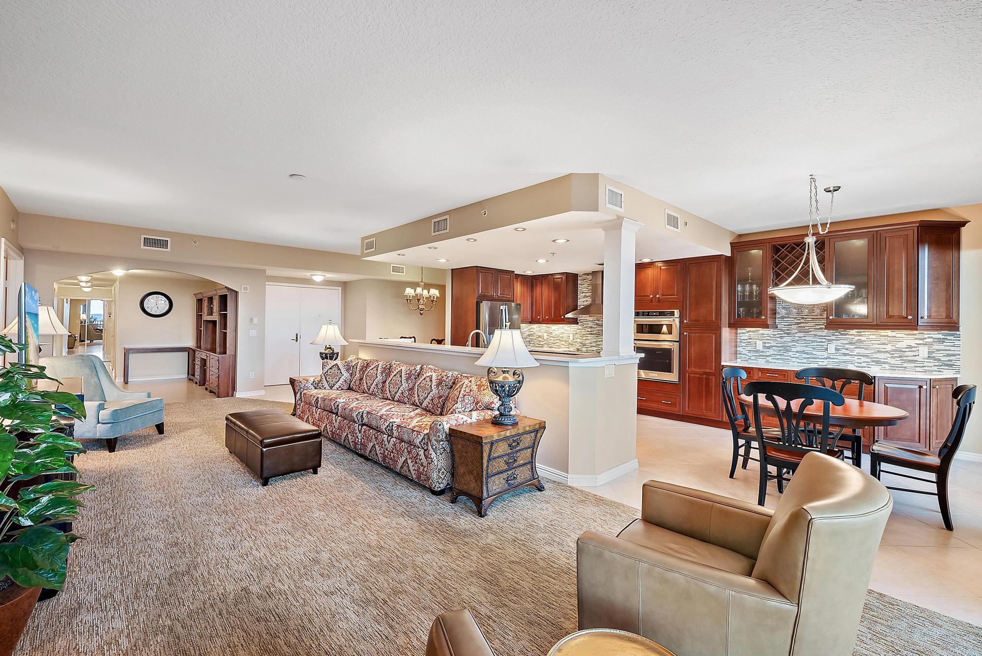 700 Ocean Royale 302