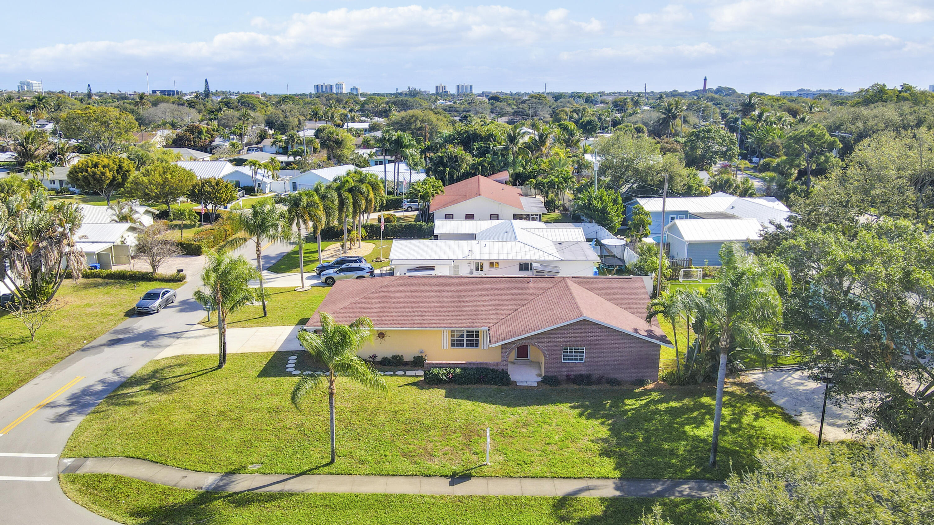 1501 Lance Road