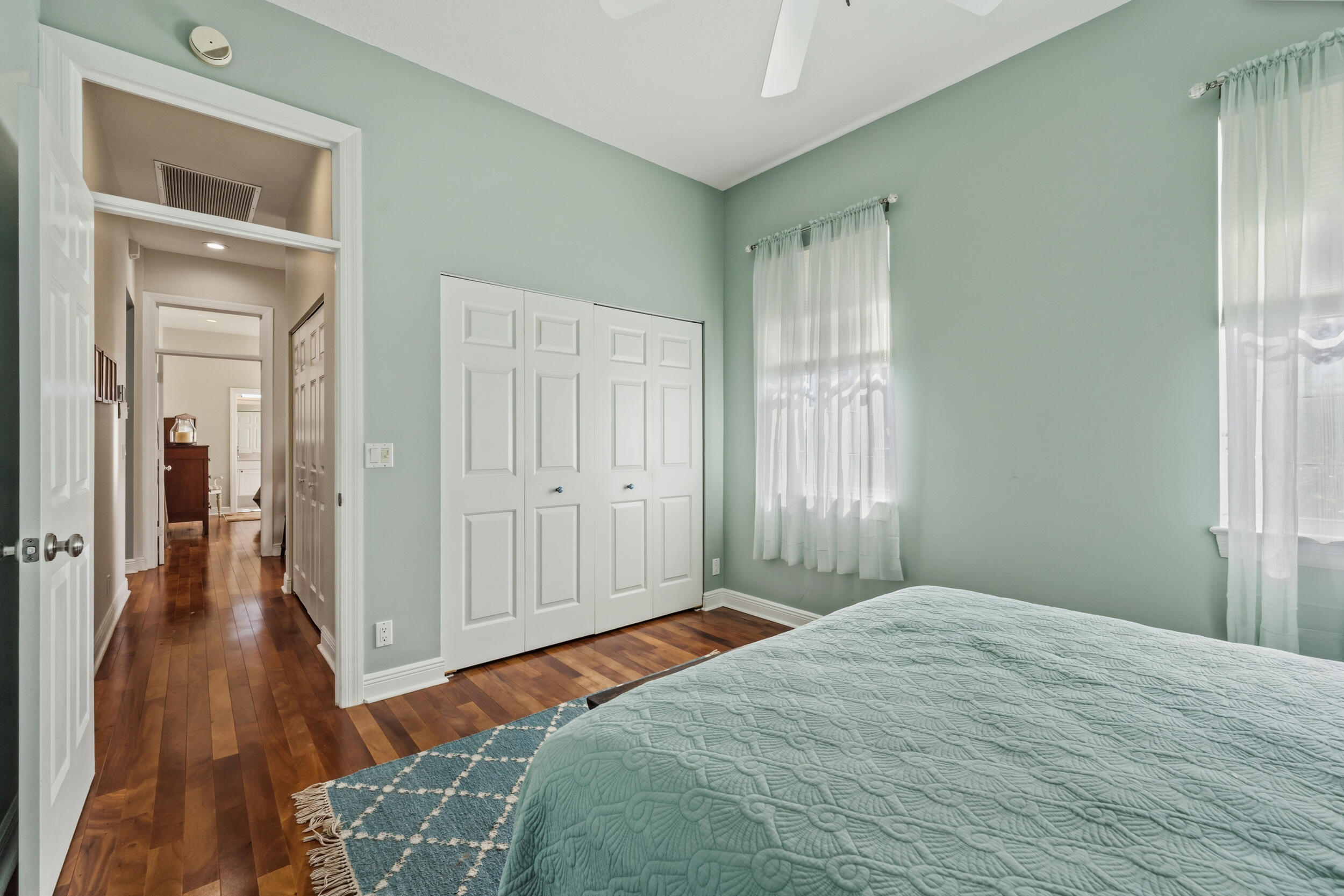 5465 SE Forest Glade Trail