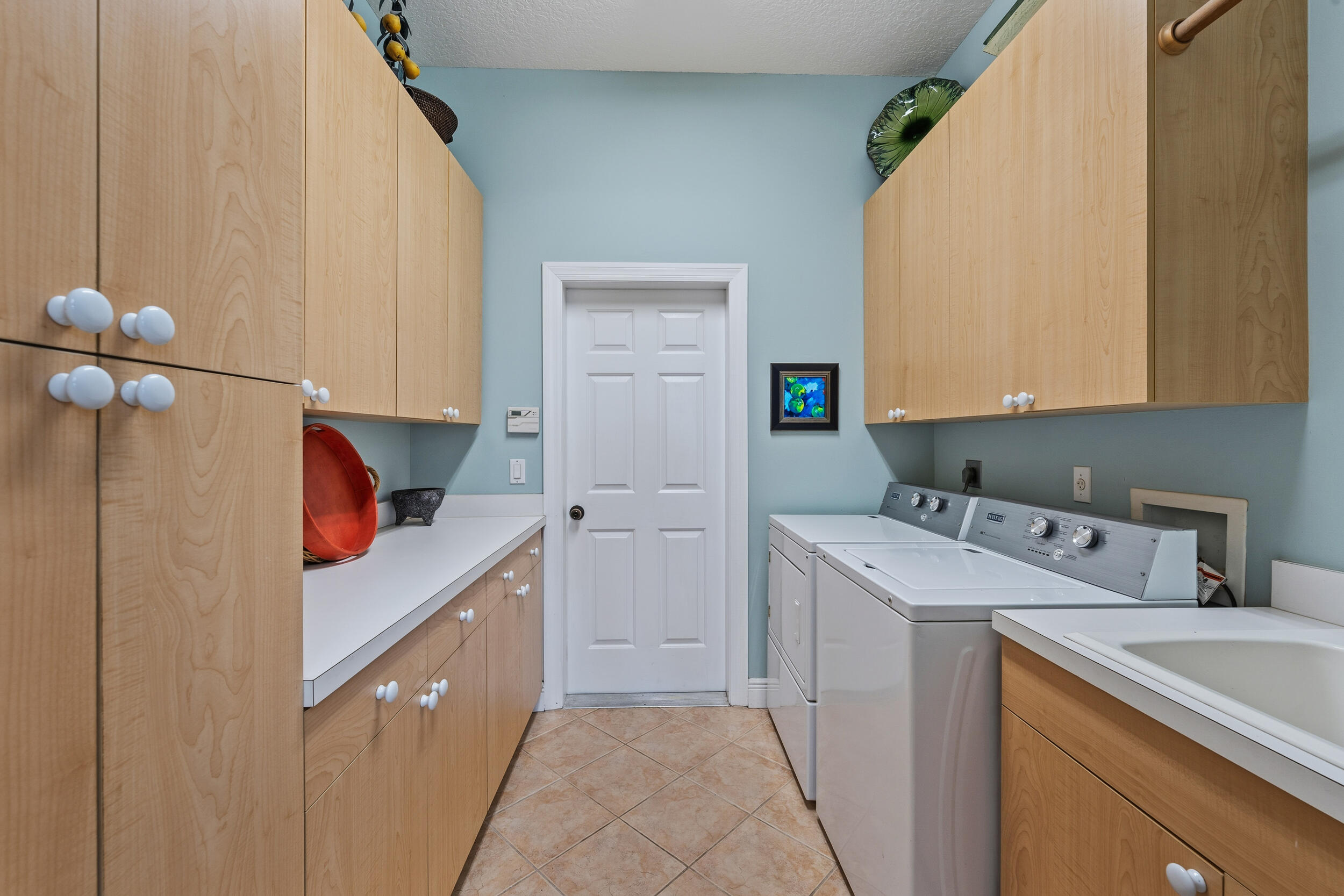 5465 SE Forest Glade Trail