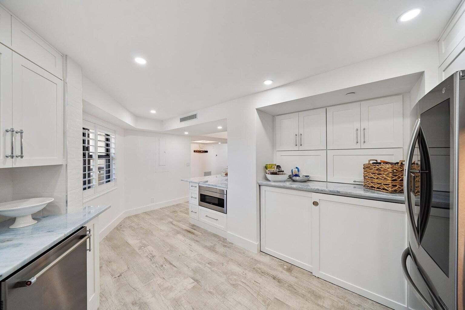 19800 S Sandpointe Bay Drive 210