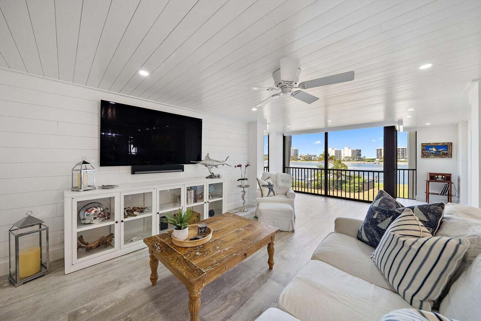 19800 S Sandpointe Bay Drive 210