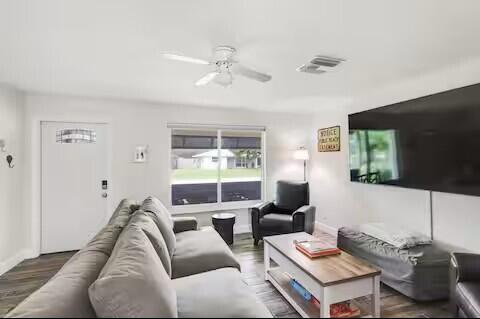 1519 Treemont Avenue