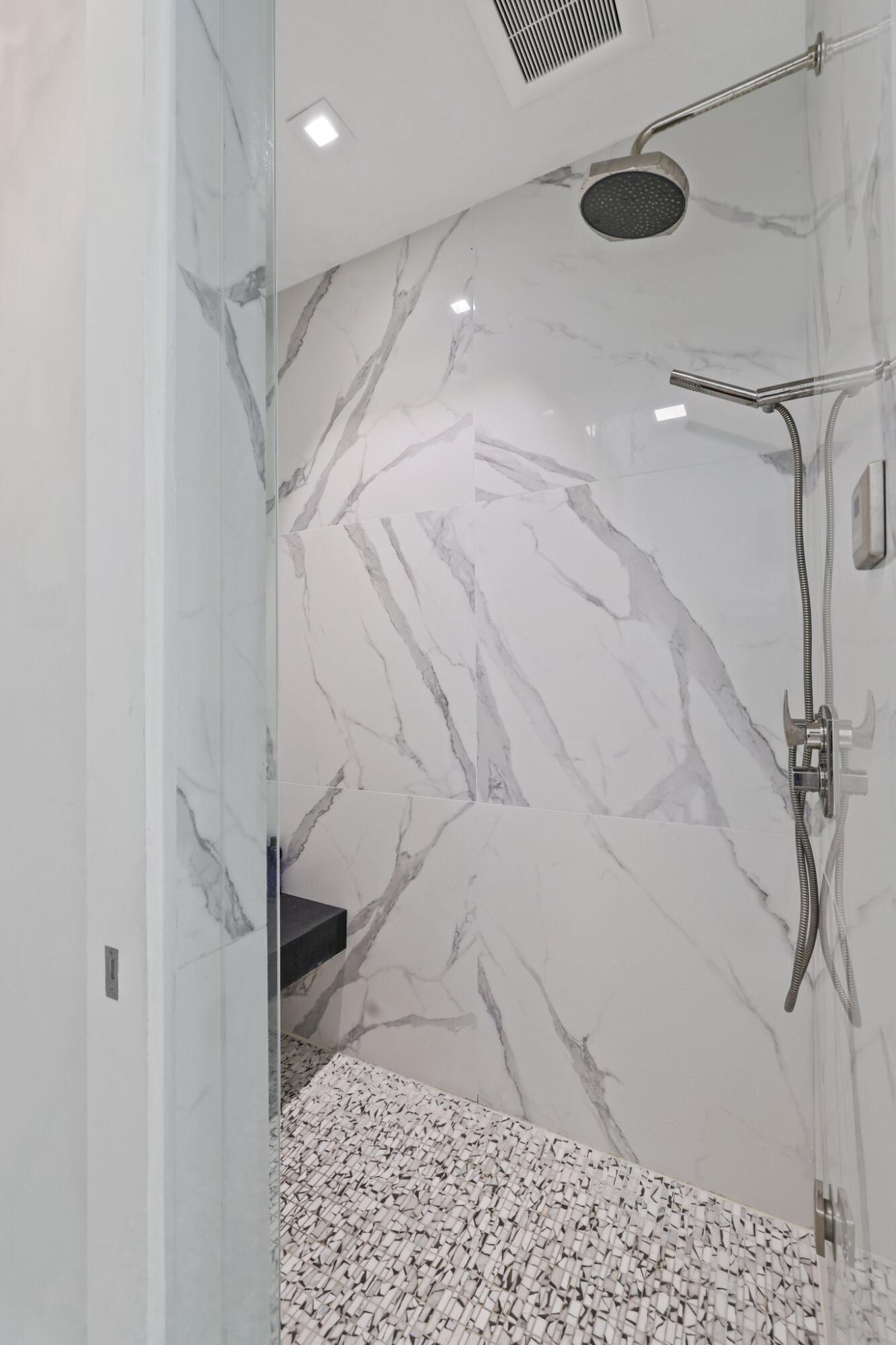 19750 Beach Road 7050