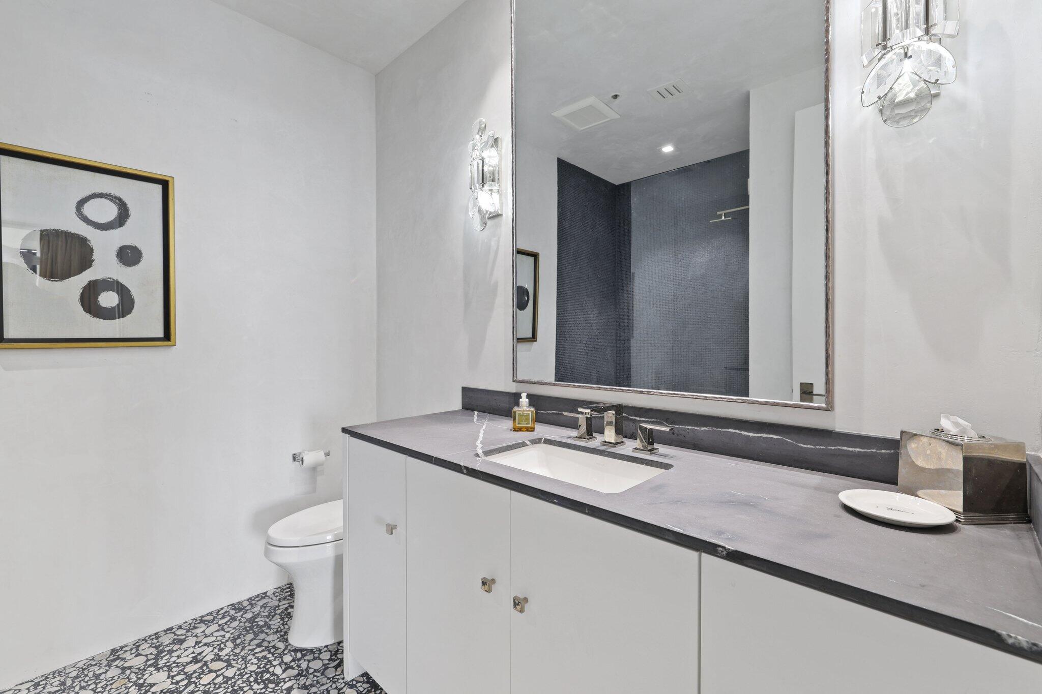 19750 Beach Road 7050