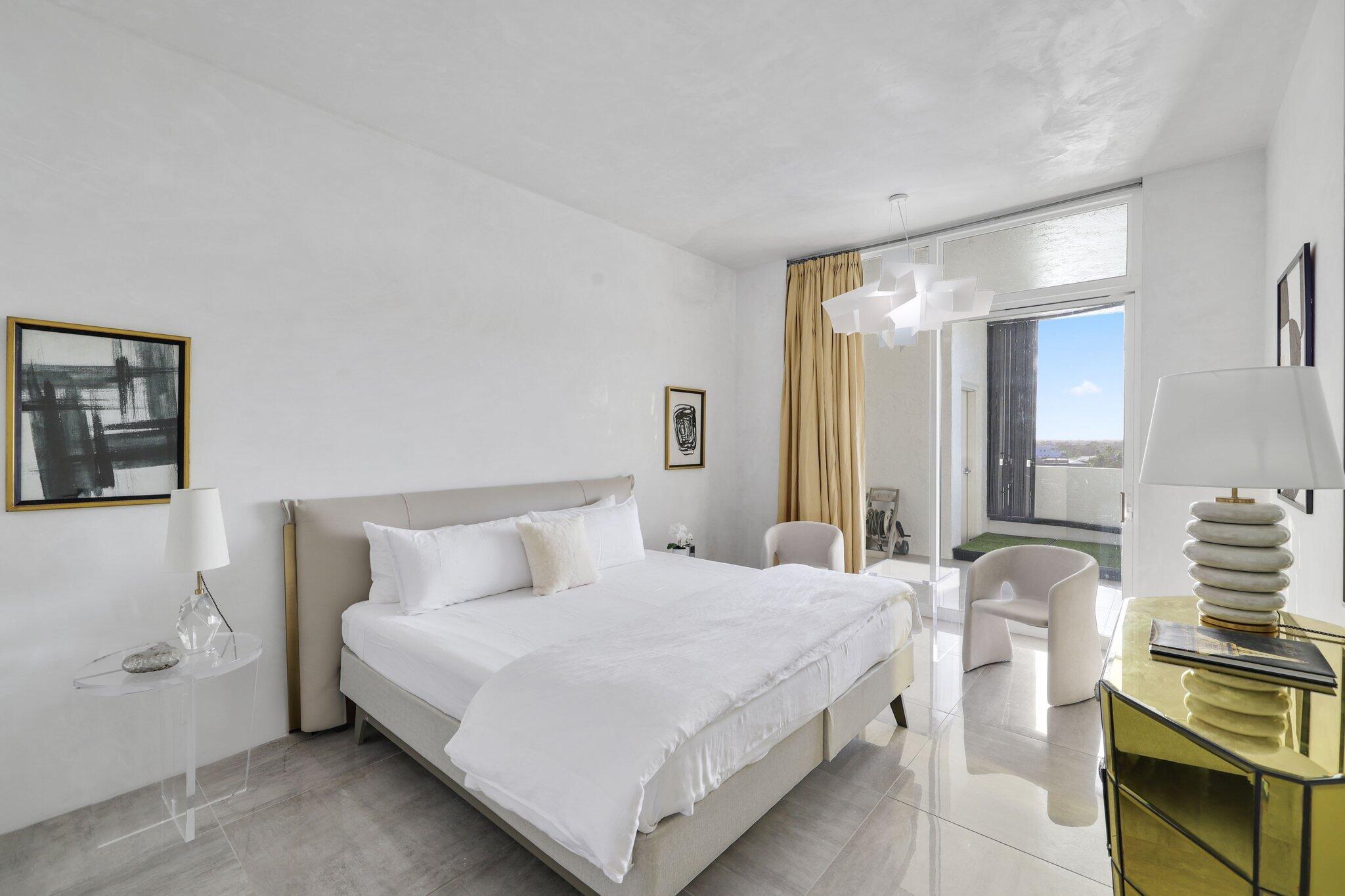 19750 Beach Road 7050