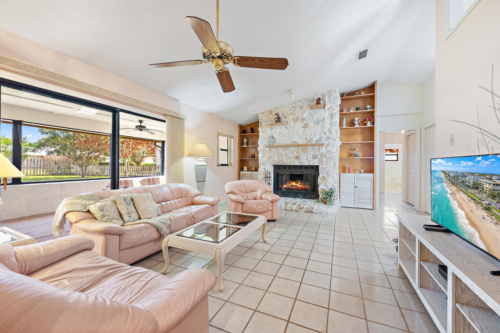 122 N Naranja Avenue, Port St. Lucie