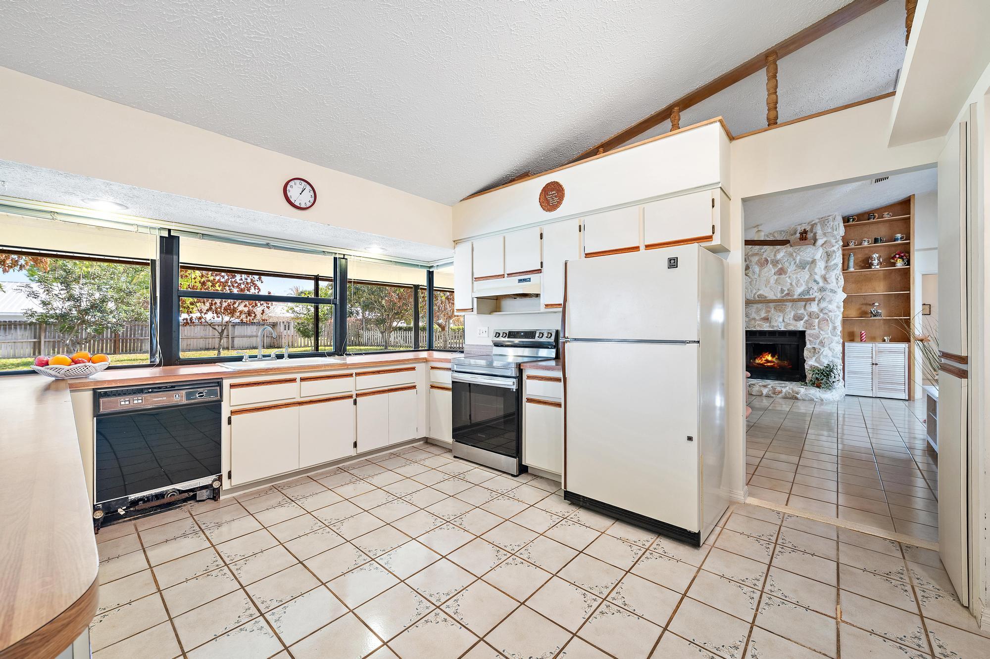 122 N Naranja Avenue, Port St. Lucie