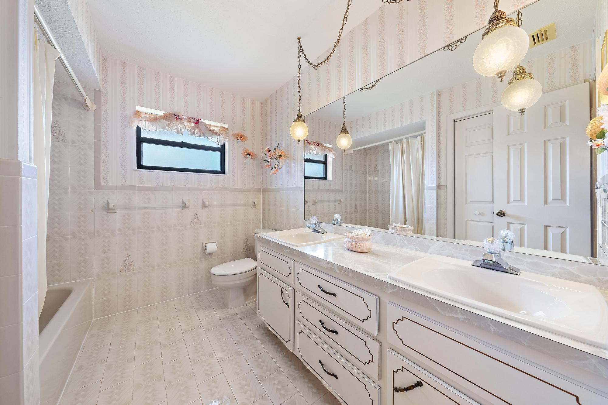 122 N Naranja Avenue, Port St. Lucie