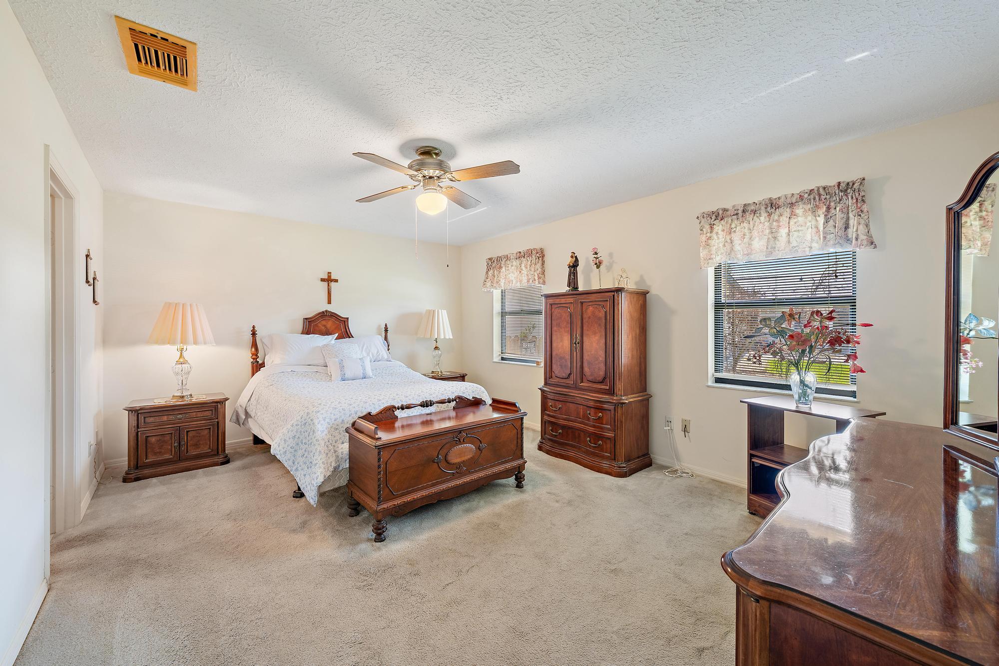 122 N Naranja Avenue, Port St. Lucie