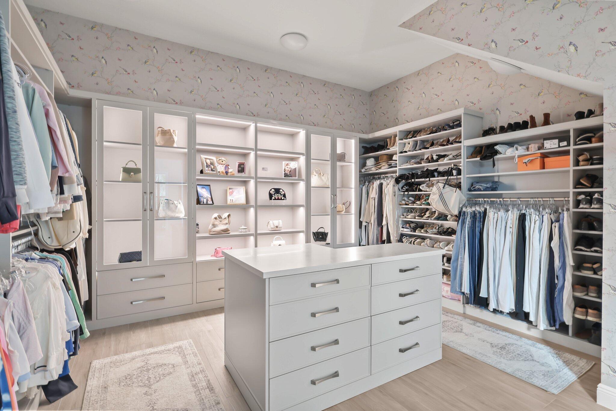 13602 Artisan Circle