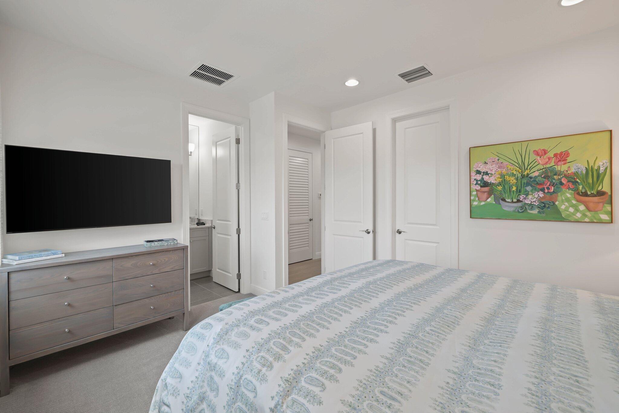 13602 Artisan Circle