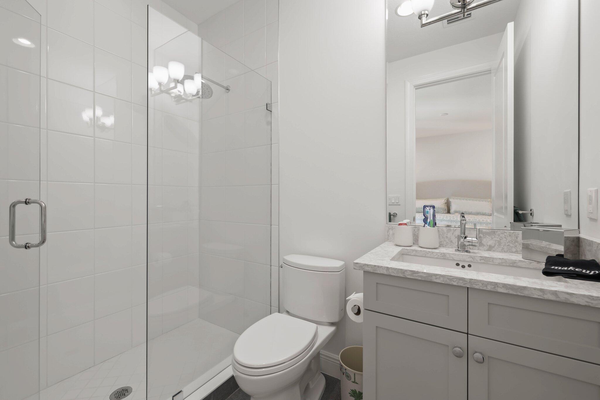 13602 Artisan Circle