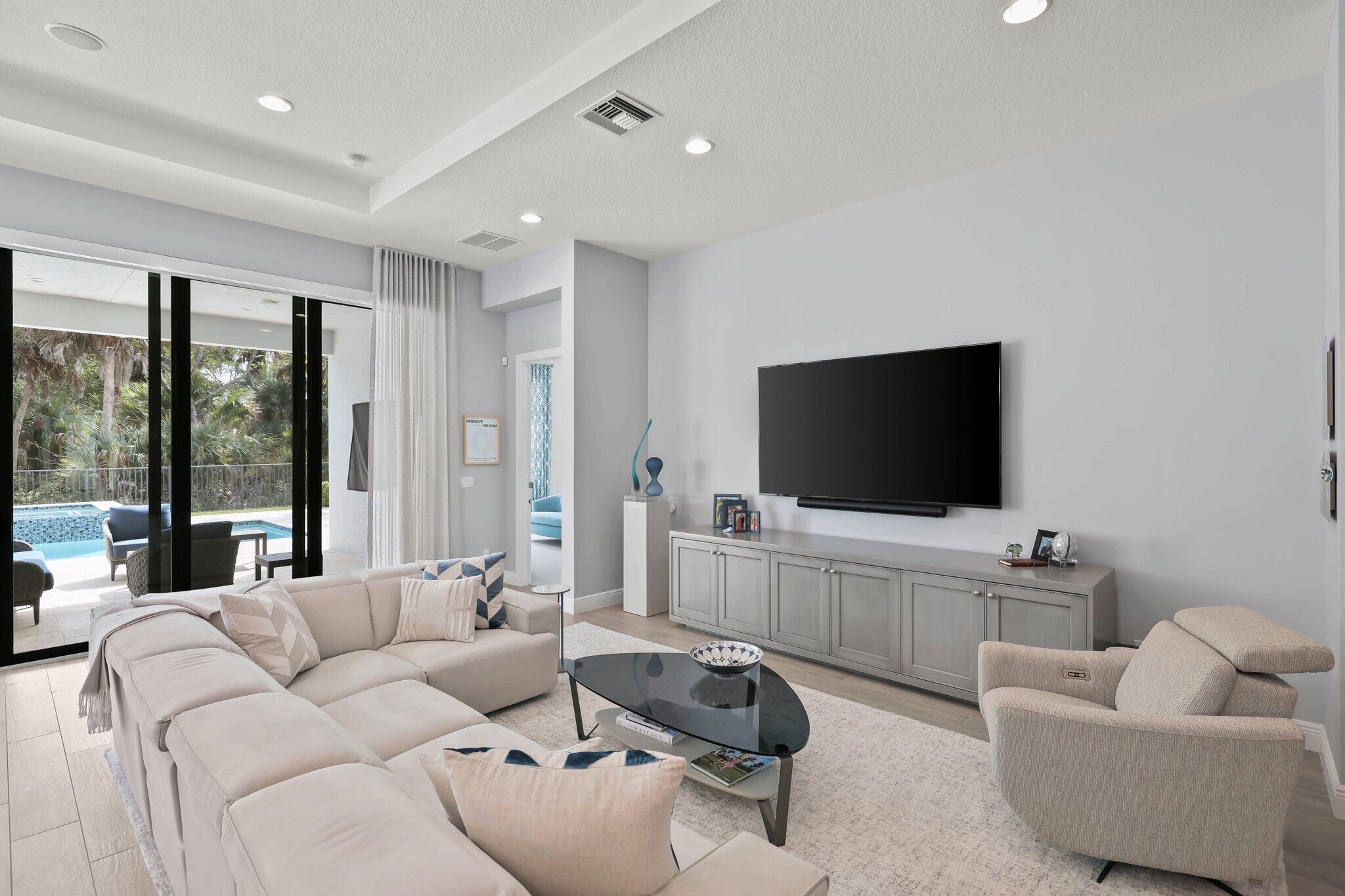 13602 Artisan Circle