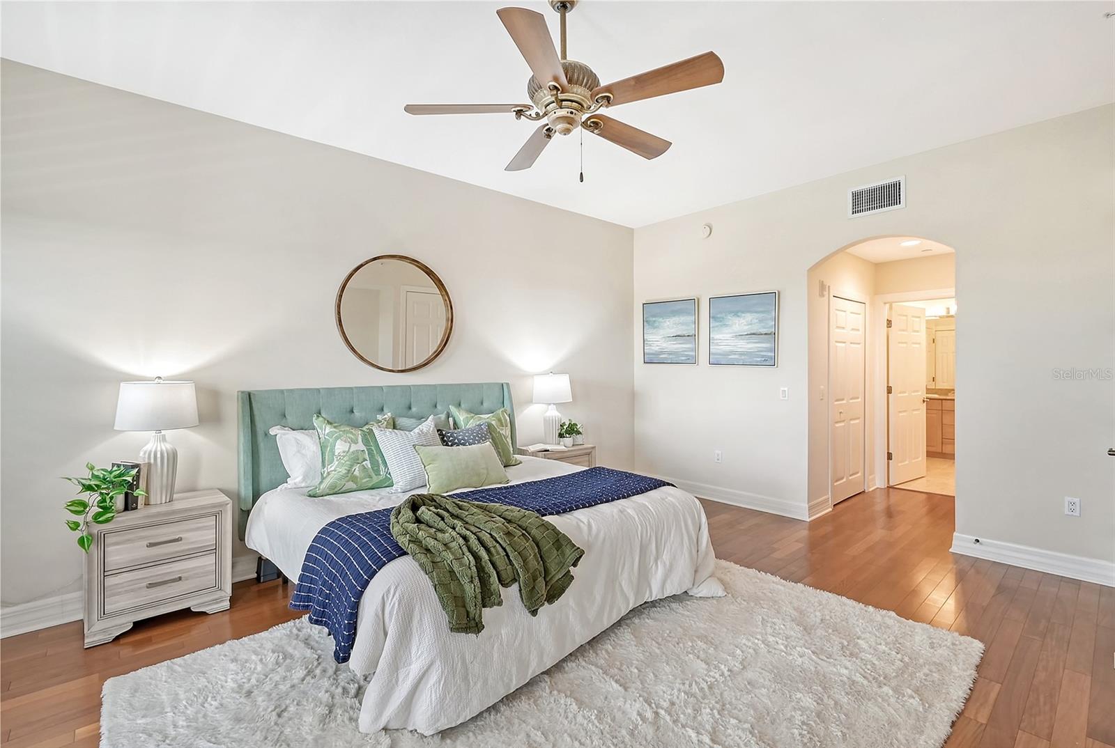 5531 CANNES CIR #503