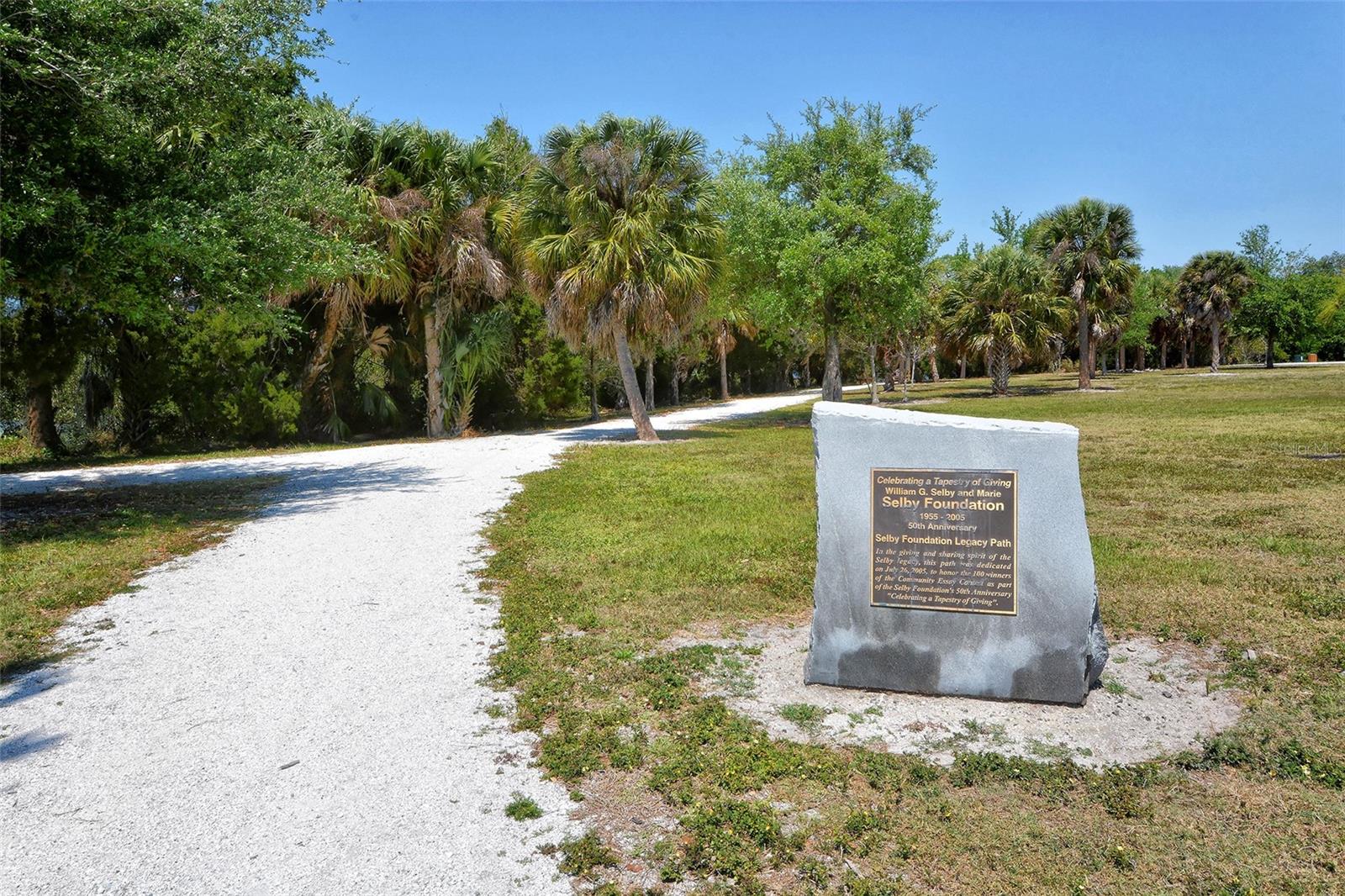 5531 CANNES CIR #503