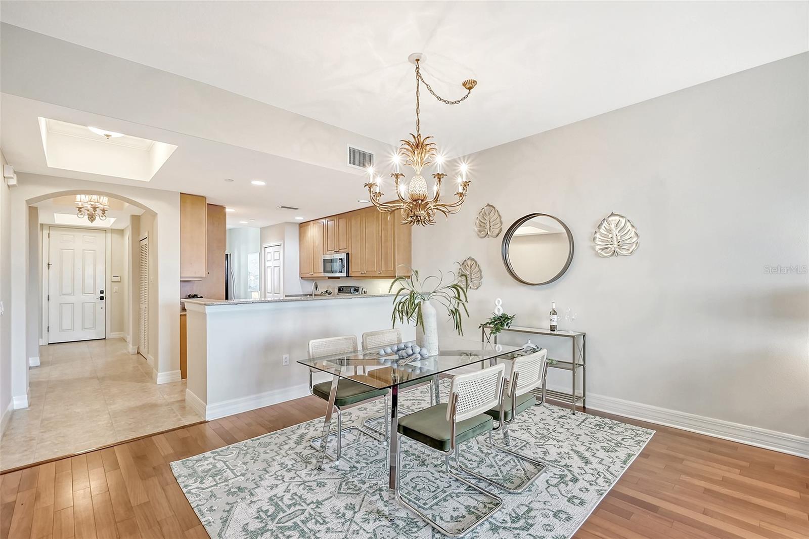 5531 CANNES CIR #503