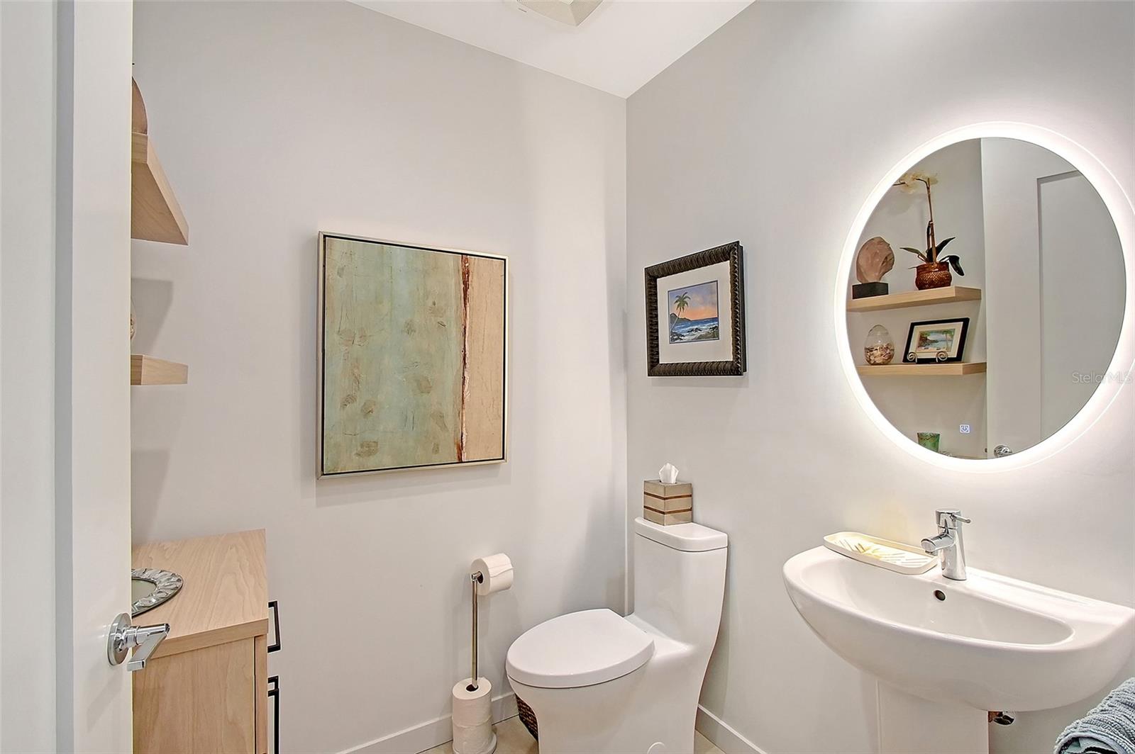 301 QUAY COMMONS #1208